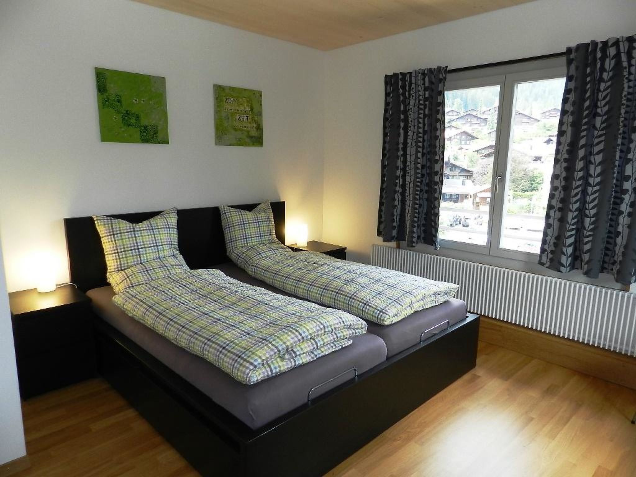 Simme-Tröimli Appartement/Fewo, Dusche, WC 4-Bettwohnung - Binnen