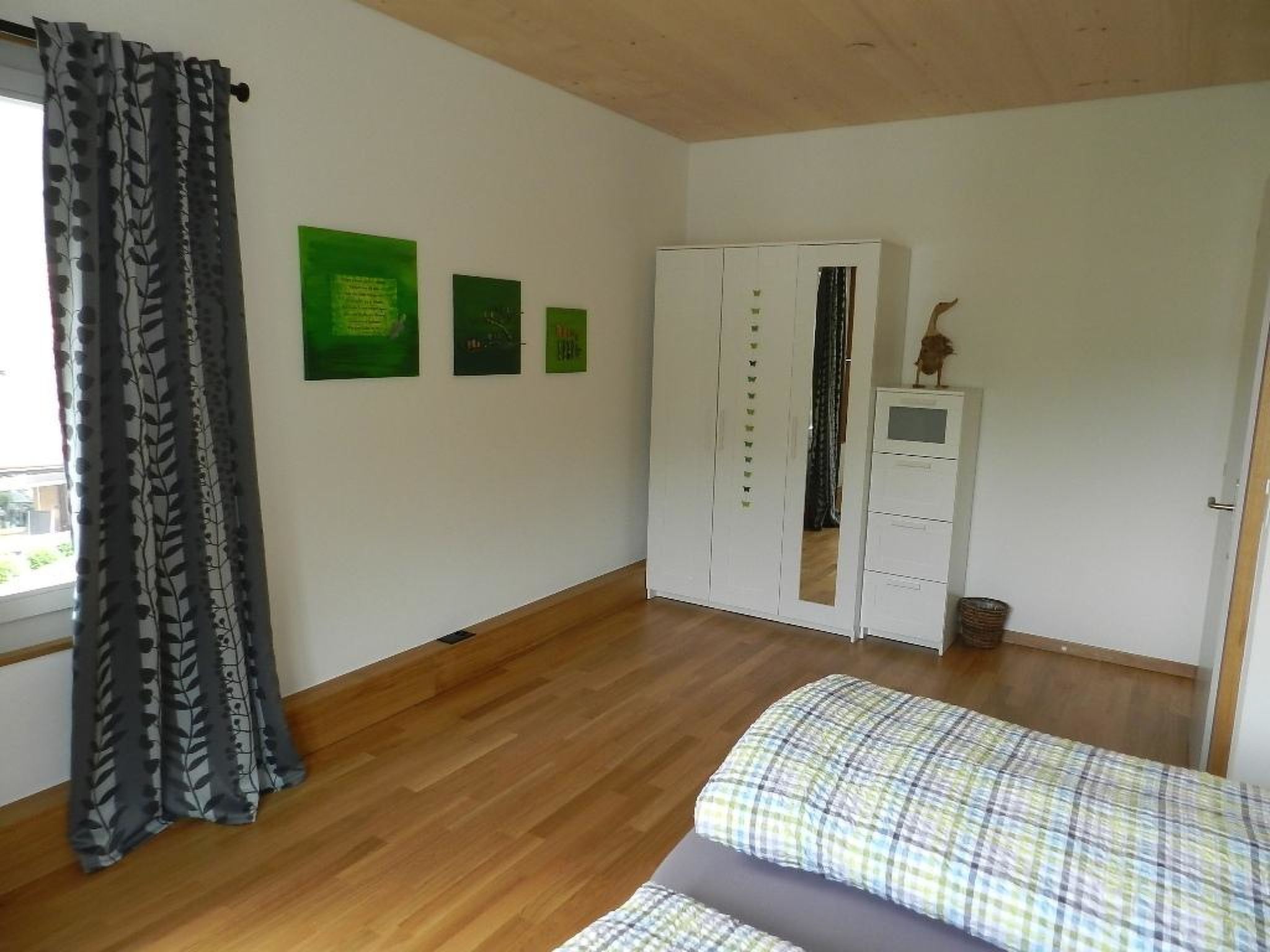 Simme-Tröimli Appartement/Fewo, Dusche, WC 4-Bettwohnung - Binnen