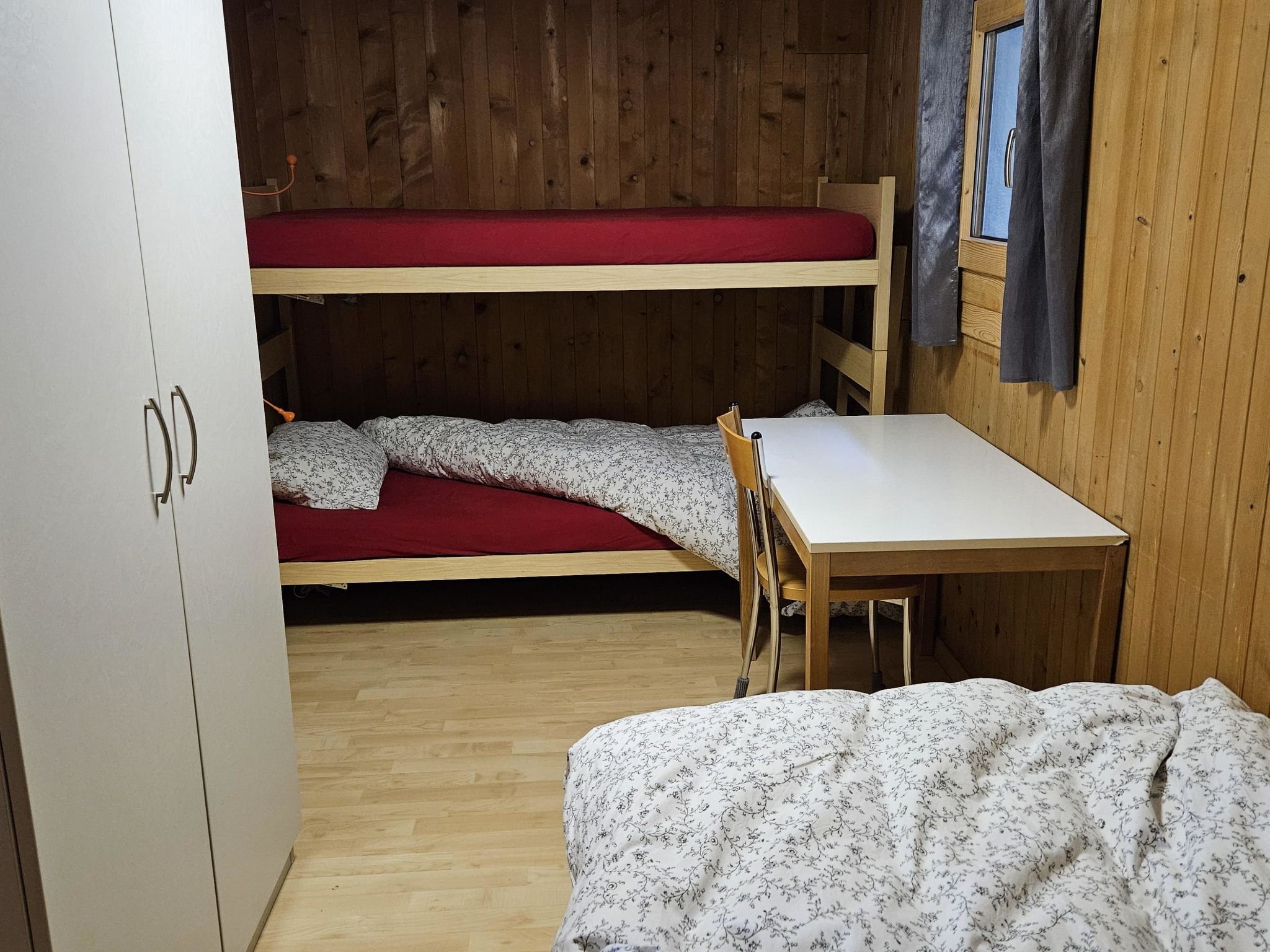 Burkhalter Appartement/Fewo, Dusche oder Bad, WC 4-Bettwohnung - Drinnen