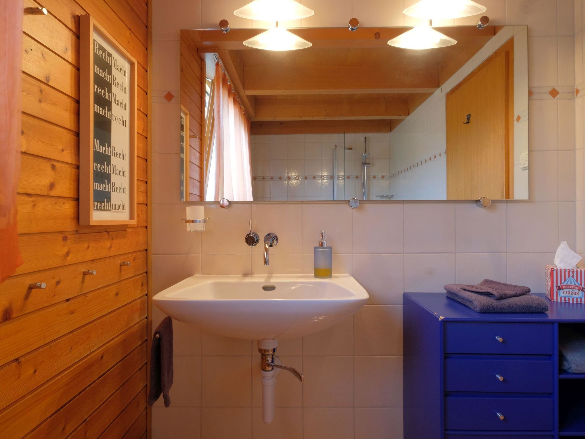 Weidli, Chalet Appartement/Fewo, Dusche oder Bad, WC 4-Bettwohnung - Binnen