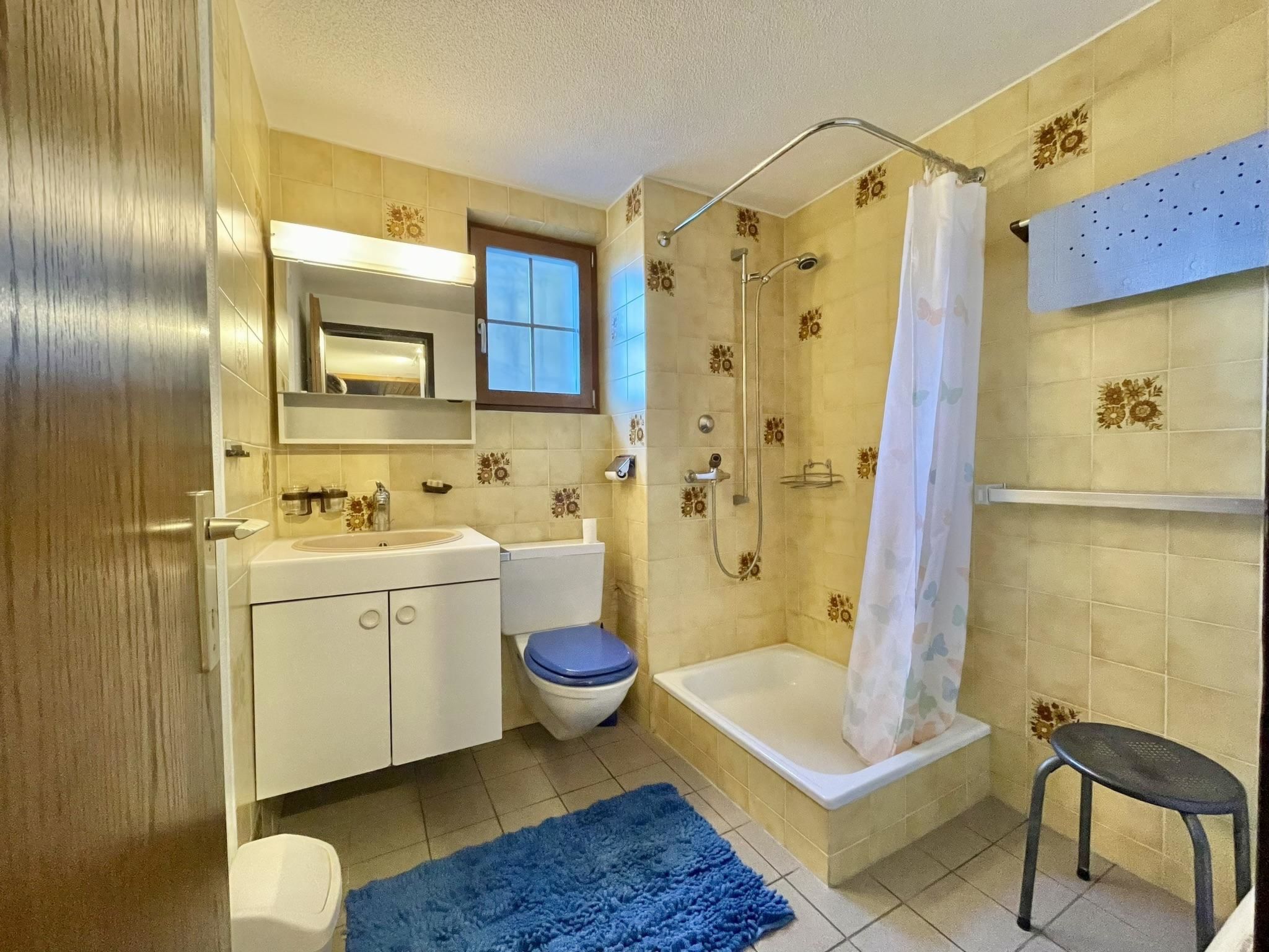 Linder Appartement/Fewo, Dusche oder Bad, WC 4-Bettwohnung - Binnen