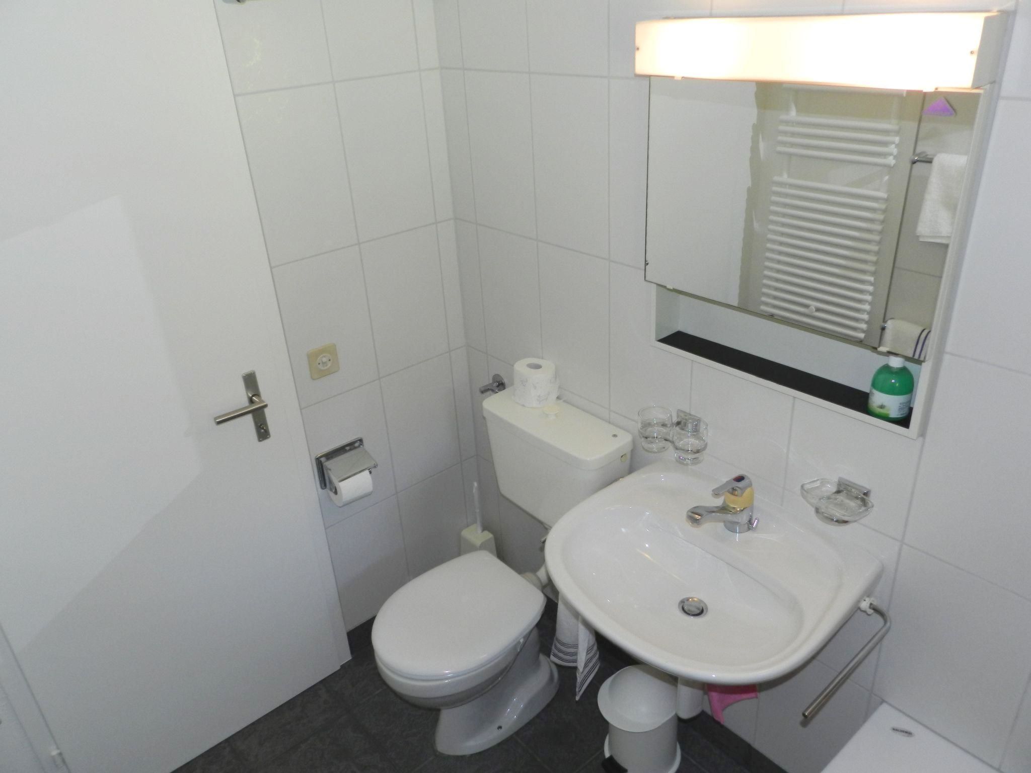 Goldrose Appartement/Fewo, Dusche oder Bad, WC 4-Bettwohnung - Dedans