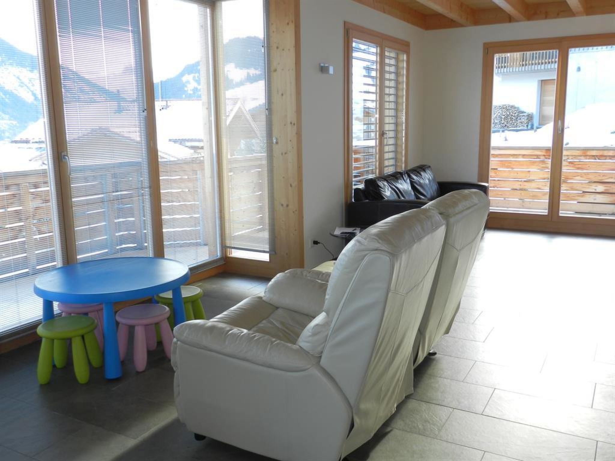 Gletscherblick, Chalet Appartement/Fewo, Dusche oder Bad, WC 10-Bettwohnung - Binnen
