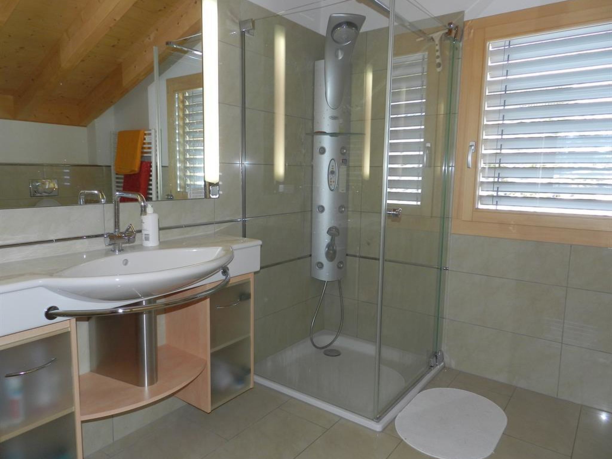 Gletscherblick, Chalet Appartement/Fewo, Dusche oder Bad, WC 10-Bettwohnung - Binnen
