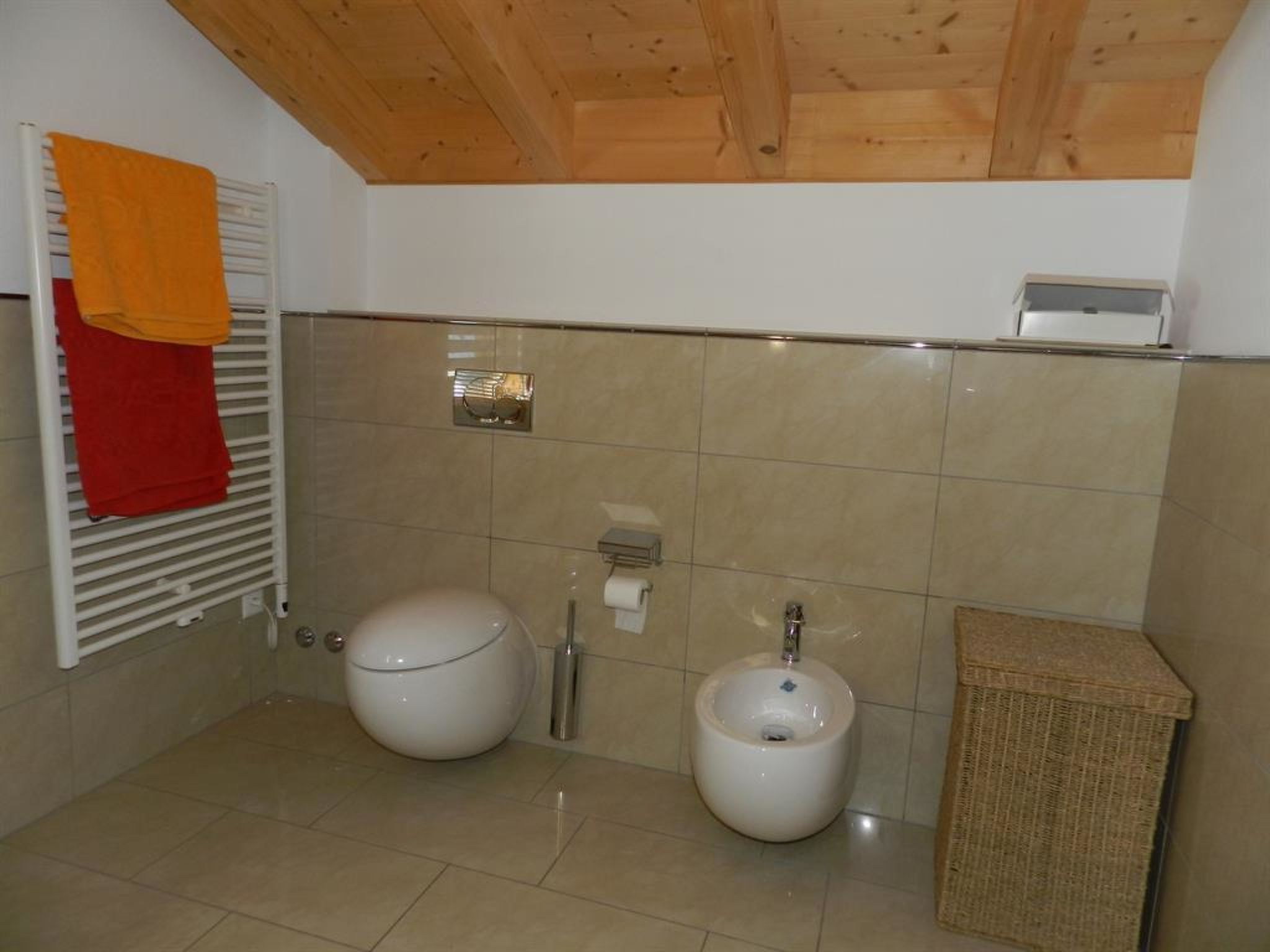 Gletscherblick, Chalet Appartement/Fewo, Dusche oder Bad, WC 10-Bettwohnung - Binnen