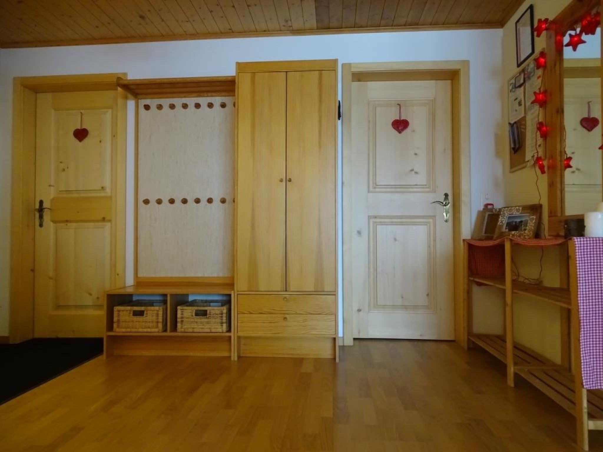 Kristall Appartement/Fewo, Dusche oder Bad, WC 6-Bettwohnung - Dedans
