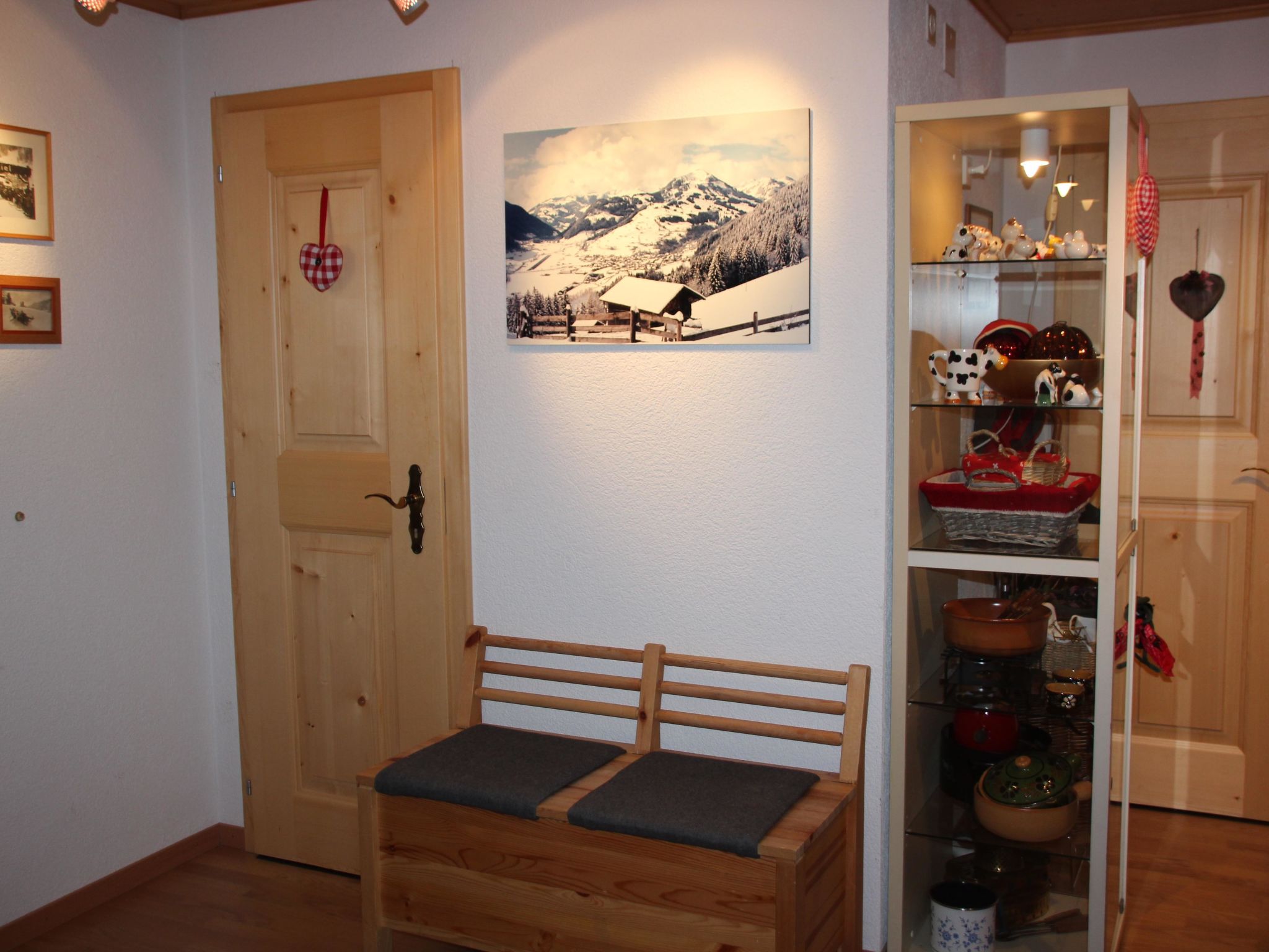 Kristall Appartement/Fewo, Dusche oder Bad, WC 6-Bettwohnung - Dedans