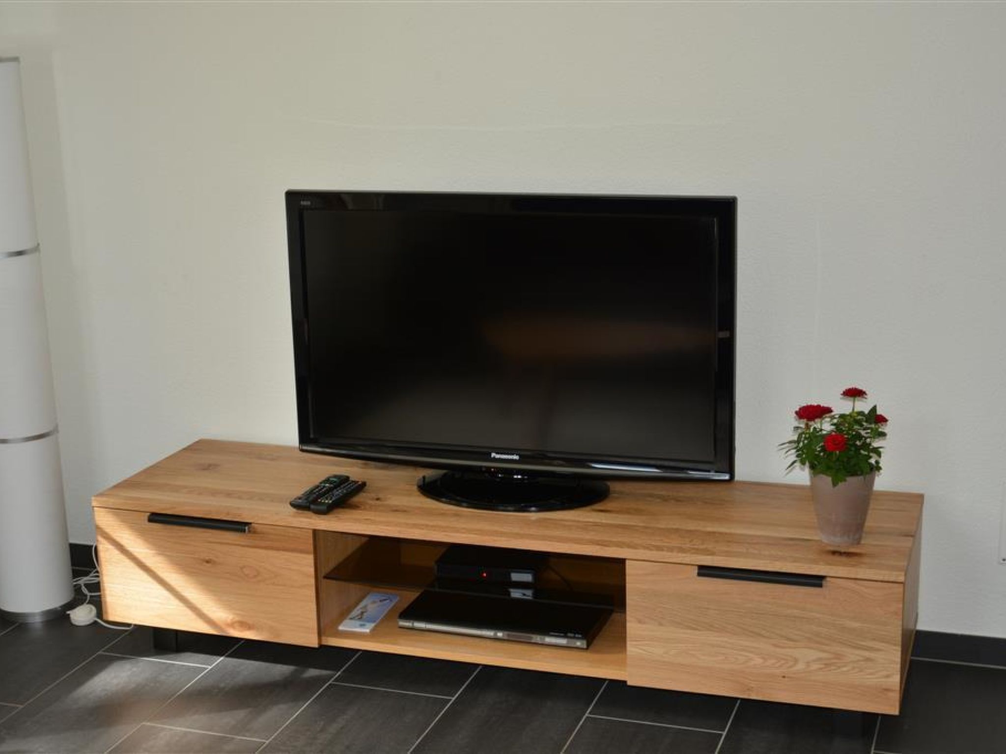 Bijou Eggetli Appartement/Fewo, Dusche oder Bad, WC 2-Bettwohnung - Binnen