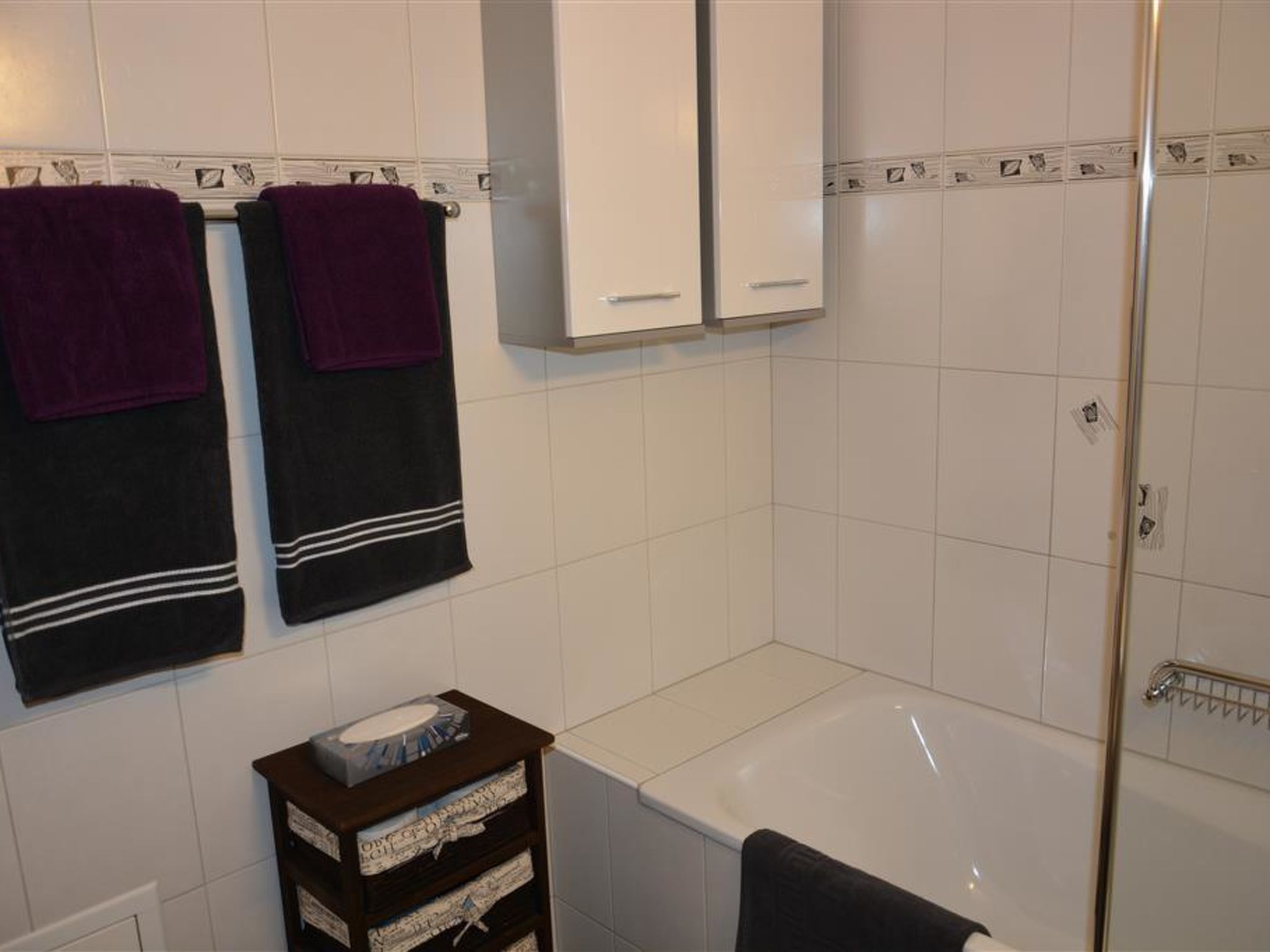 Bijou Eggetli Appartement/Fewo, Dusche oder Bad, WC 2-Bettwohnung - Binnen