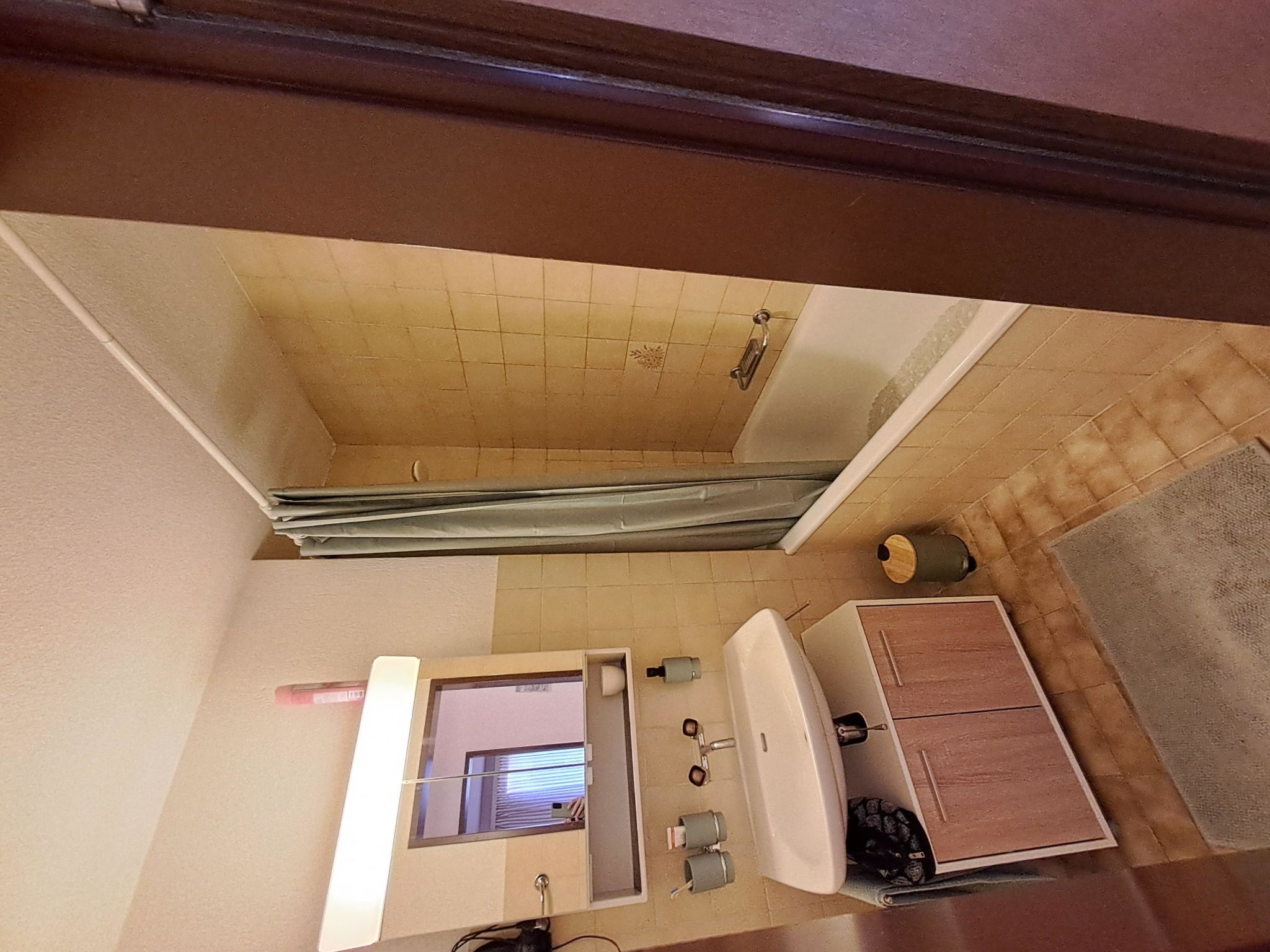 Bergluft Appartement/Fewo, Dusche oder Bad, WC 6-Bettwohnung - Inside