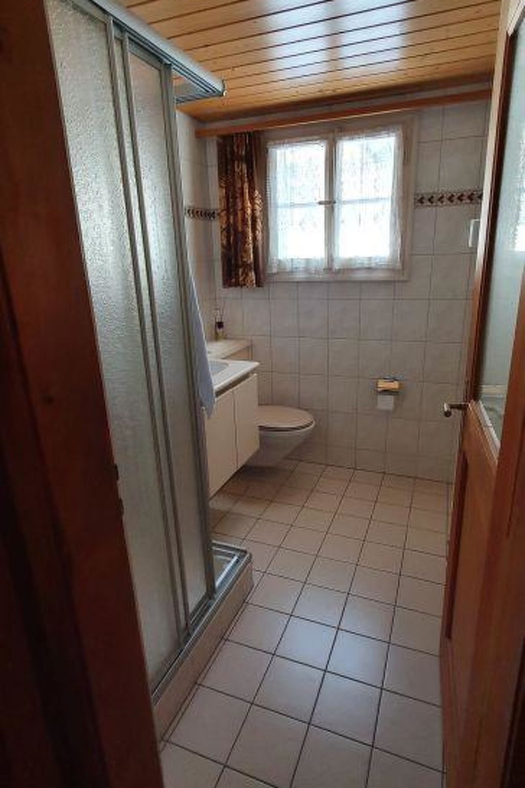 Hübeli (Kopp) Appartement/Fewo, Dusche oder Bad, WC 7-Bettwohnung - Image-tags.info