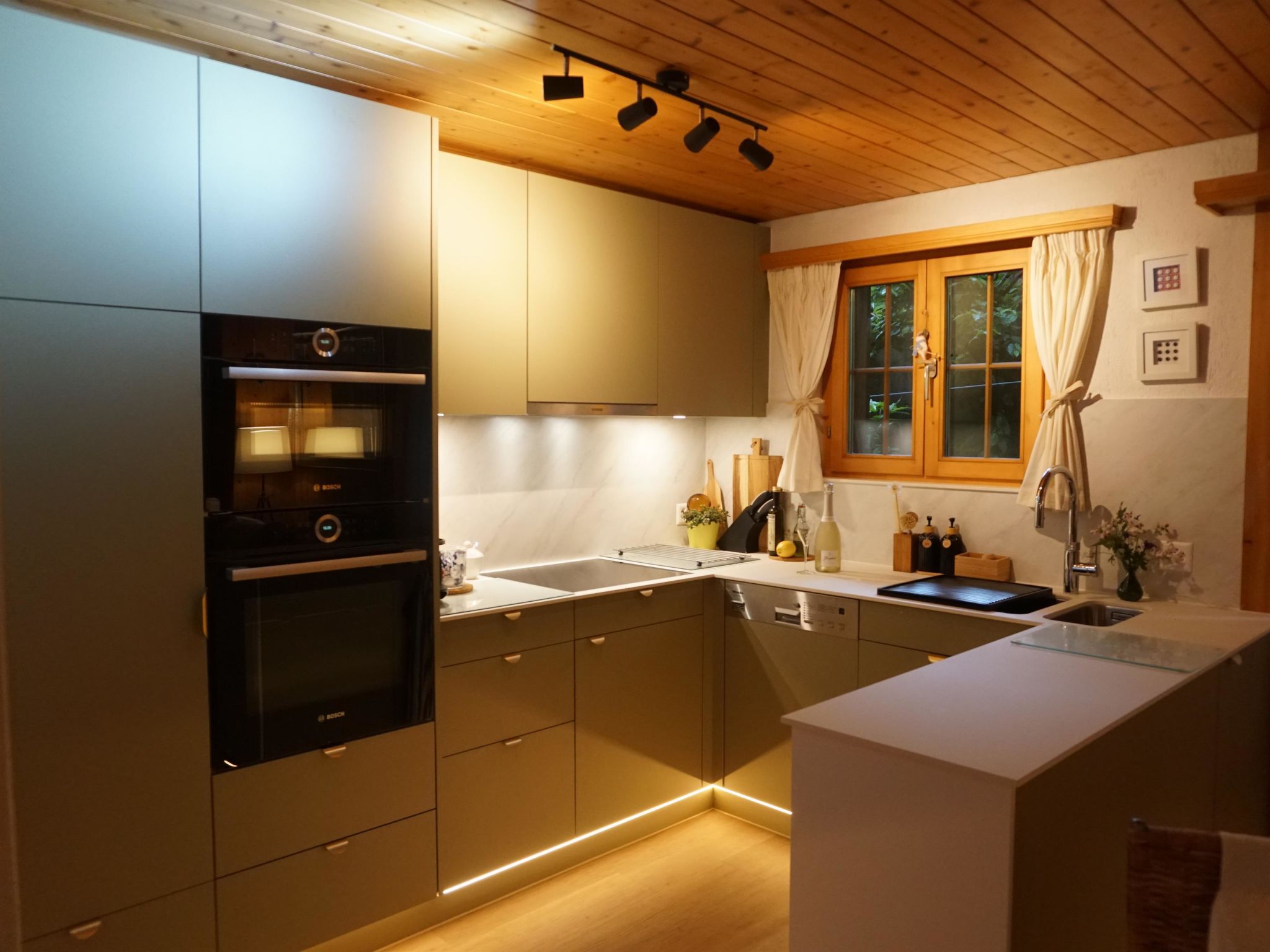 Halten Appartement/Fewo, Dusche oder Bad, WC 4-Bettwohnung - Binnen