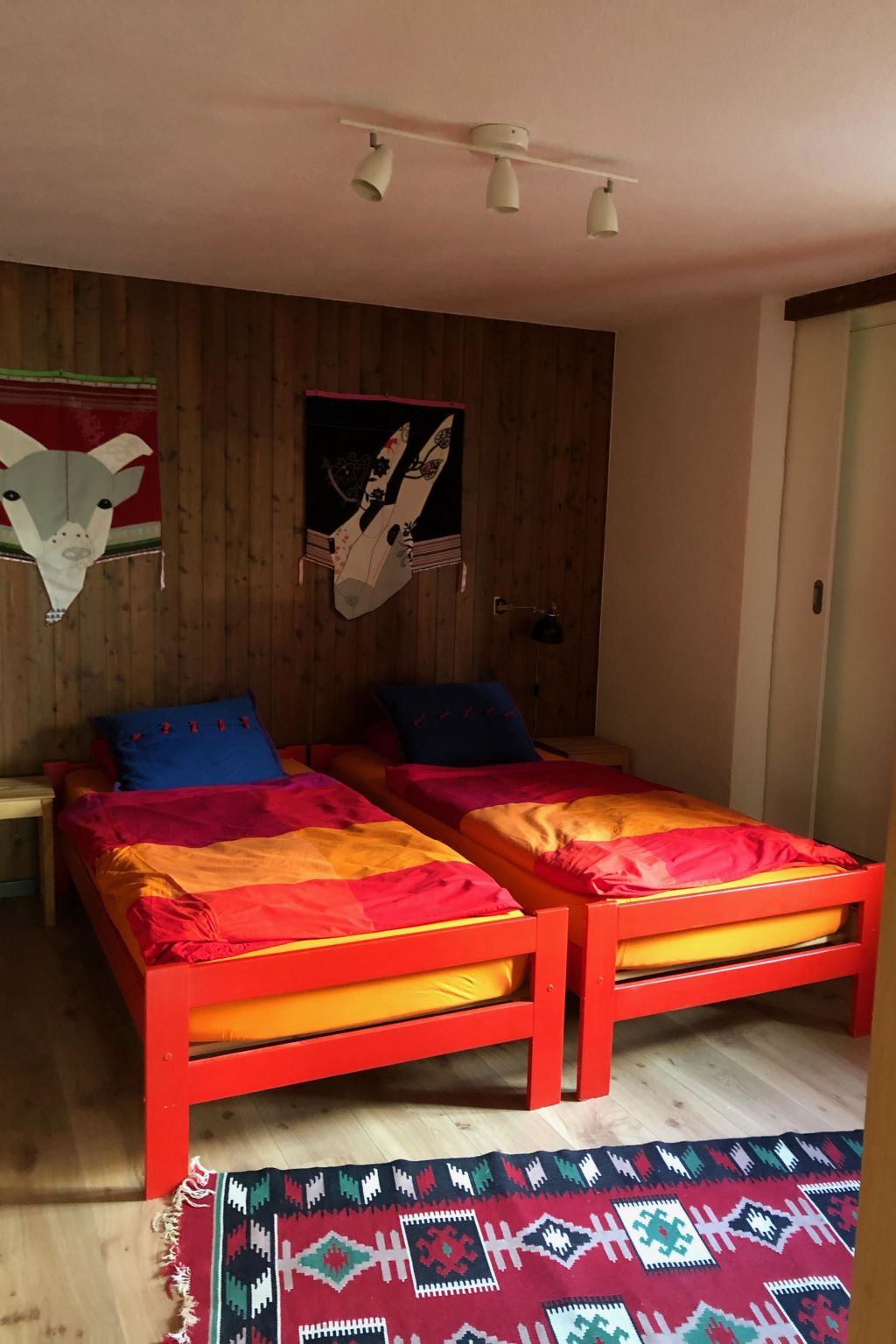 Strubeli Appartement/Fewo, Dusche oder Bad, WC, 2 Schlafräume 4-Bett-Wohnung - Drinnen