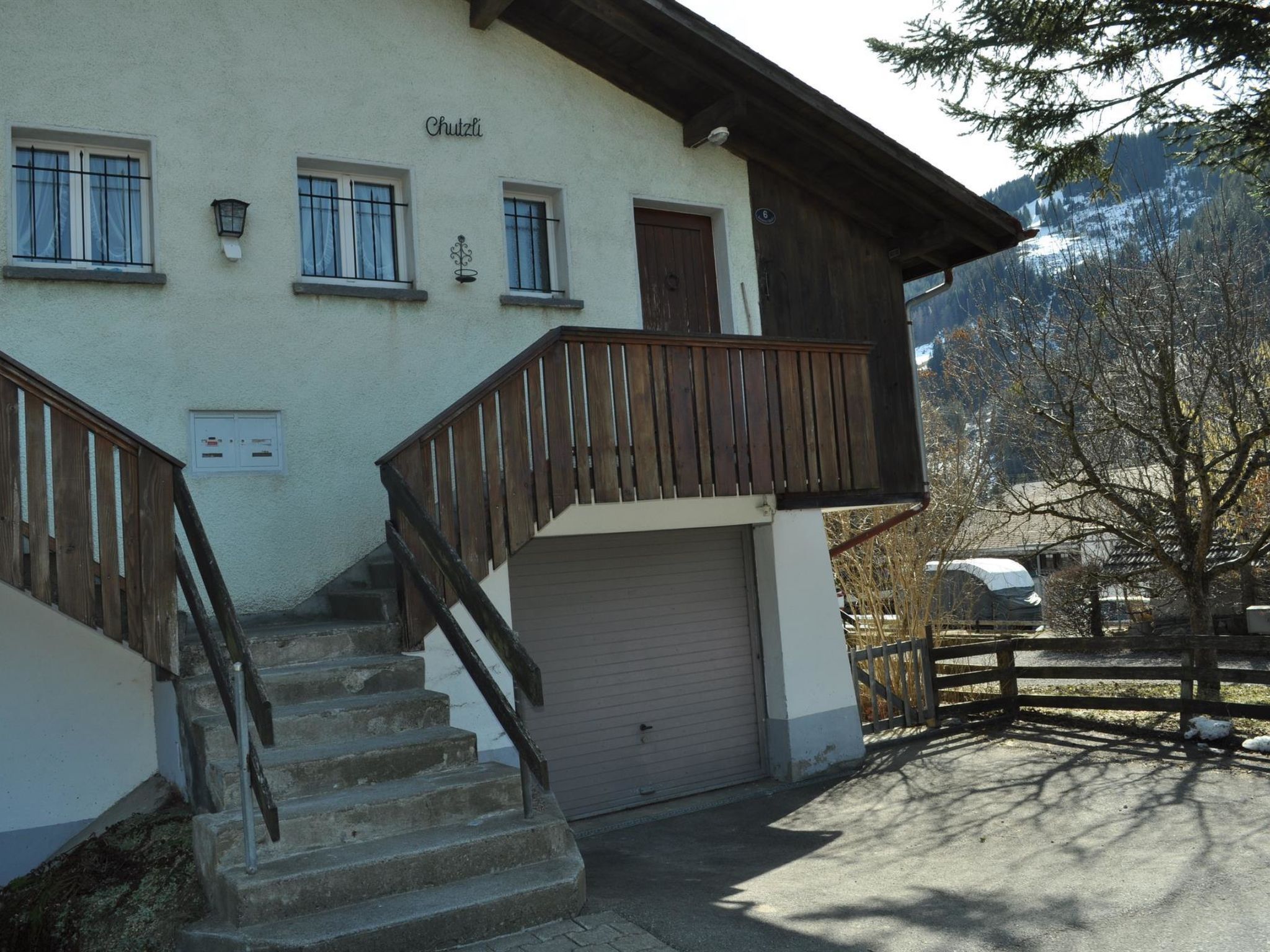 Chutzli Appartement/Fewo, Dusche oder Bad, WC, 2 Schlafräume 4-Bett-Wohnung - Image 3