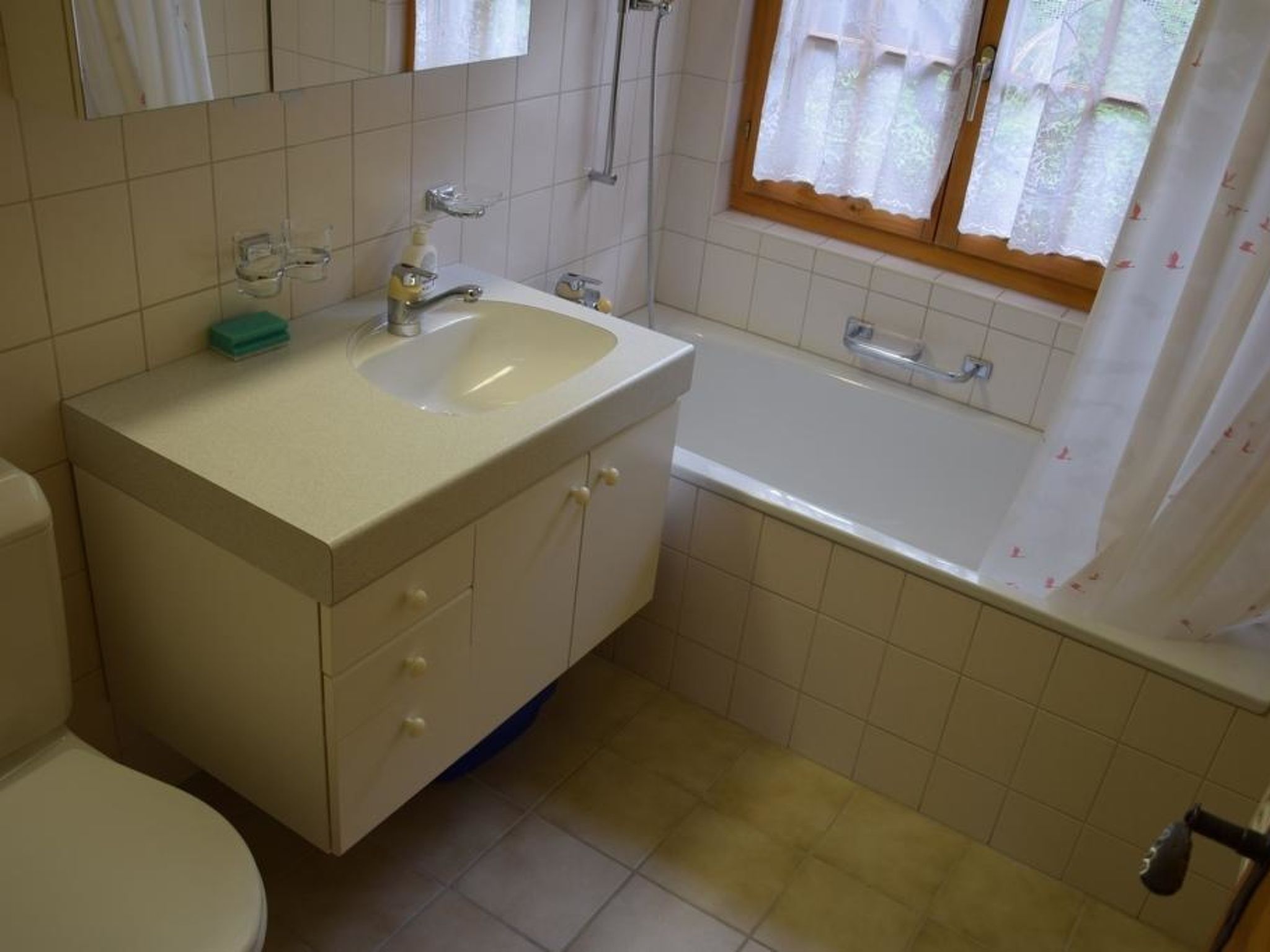 Favre OG Ost Appartement/Fewo, Dusche oder Bad, WC, 1 Schlafraum 2-Bett-Wohnung - Drinnen