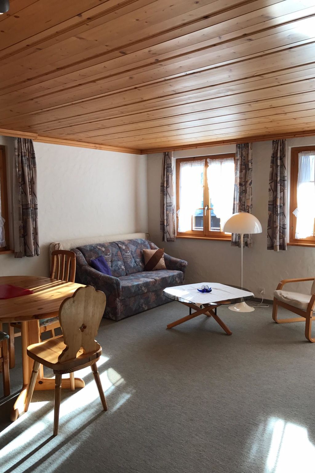 Favre OG Ost Appartement/Fewo, Dusche oder Bad, WC, 1 Schlafraum 2-Bett-Wohnung - Drinnen