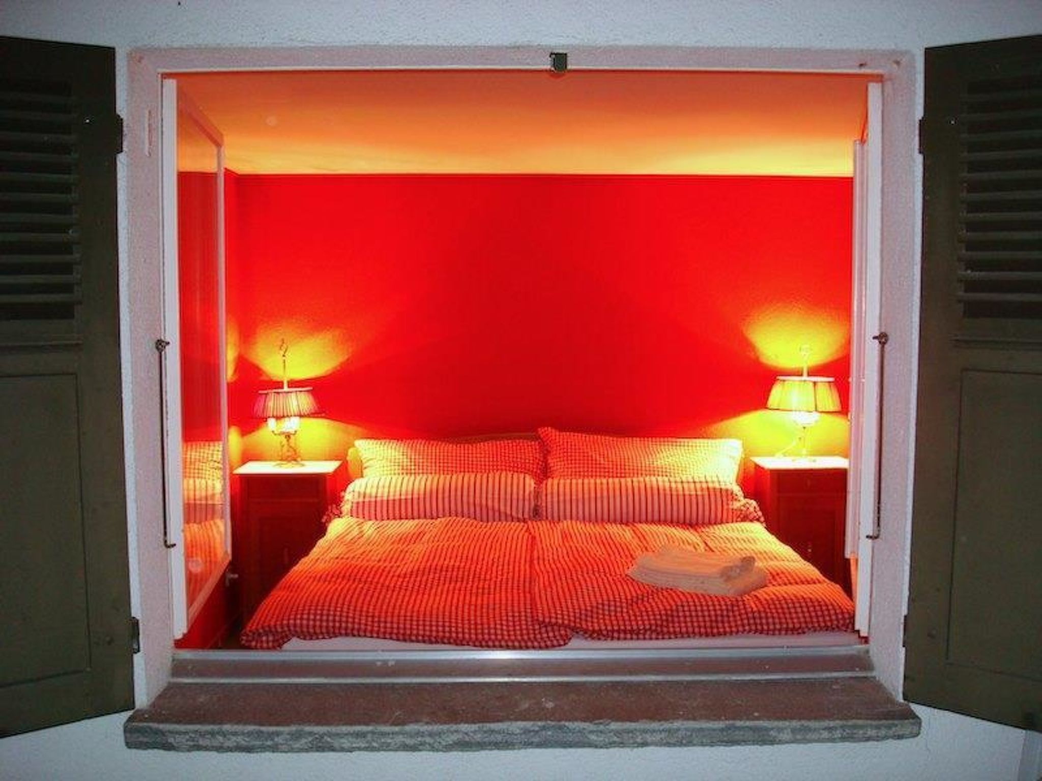 Photo of Pony 2-Bettwohnung Appartement/Fewo, Dusche oder Bad, WC, Wohn-/Schlafraum
