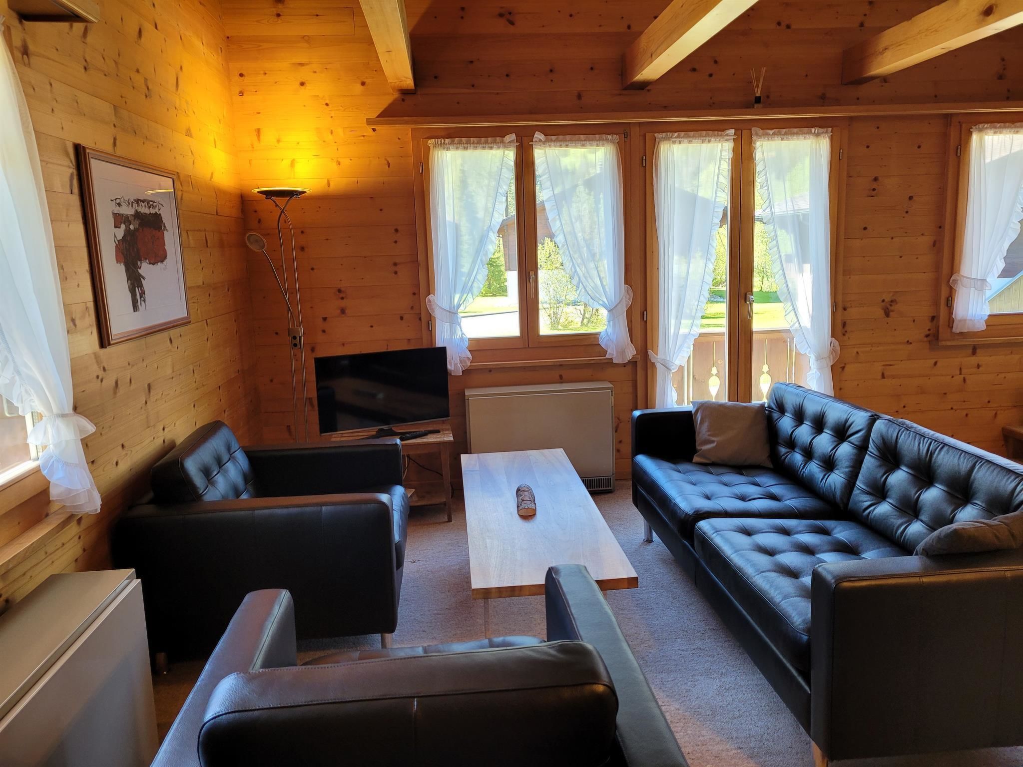 Reseda Appartement/Fewo, Dusche und Bad, WC, 2 Schlafräume 4-Bettwohnung