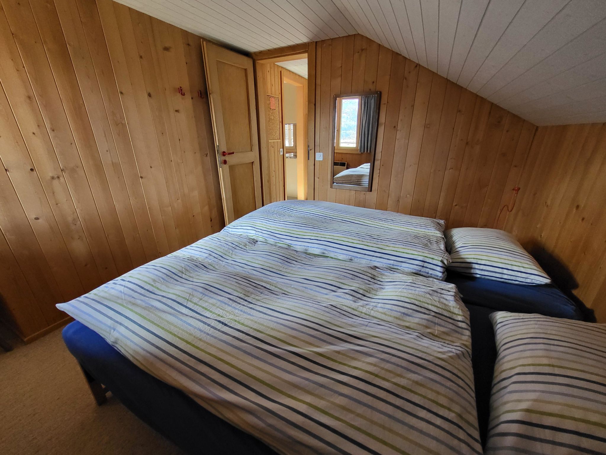Wildbach Appartement/Fewo, Dusche oder Bad, WC, 2 Schlafräume 4-Bett-Wohnung - Drinnen