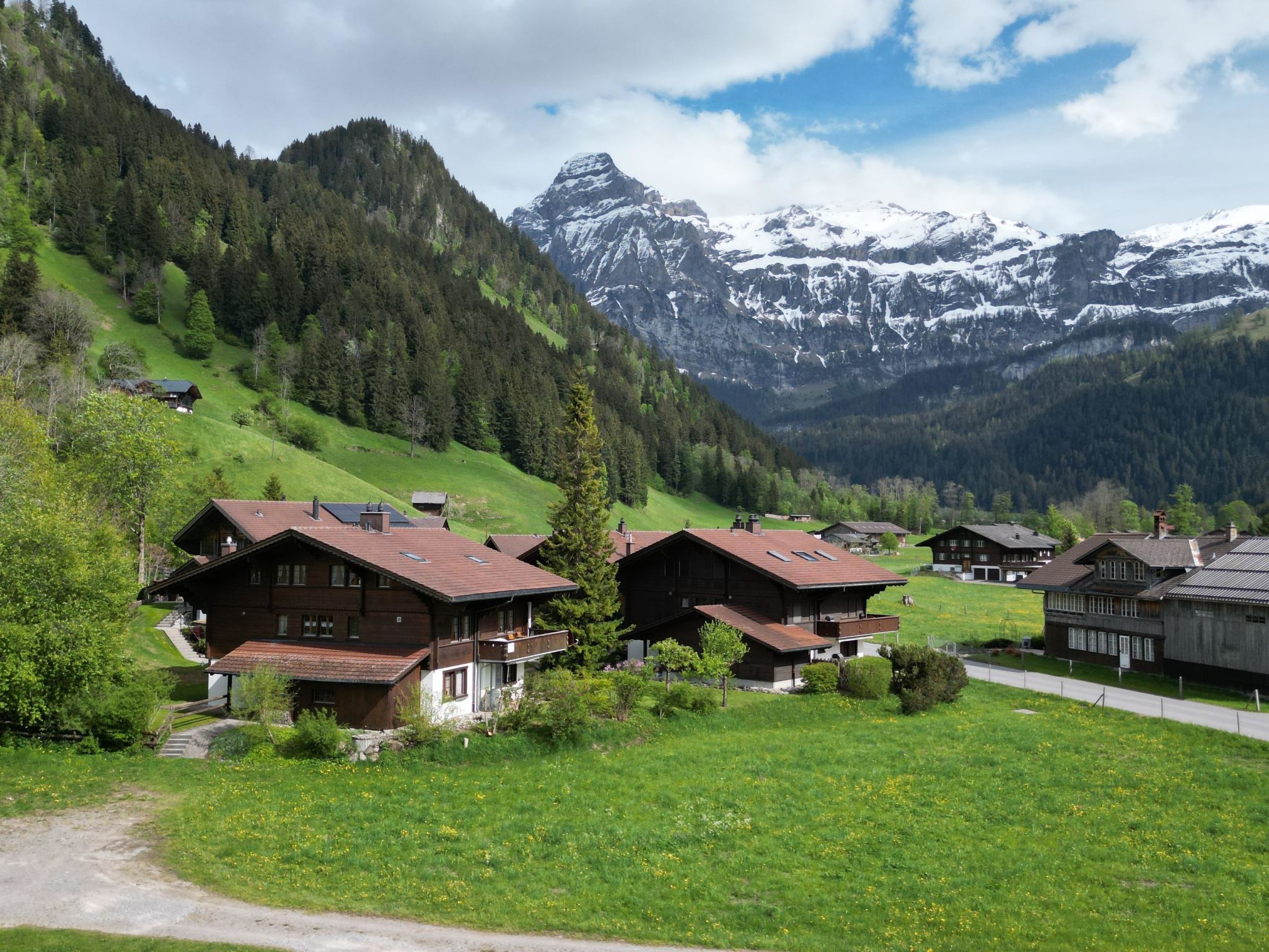 Chalet Rotebächli Appartement/Fewo, Bad, WC, 2 Schlafräume 4-Bettwohnung