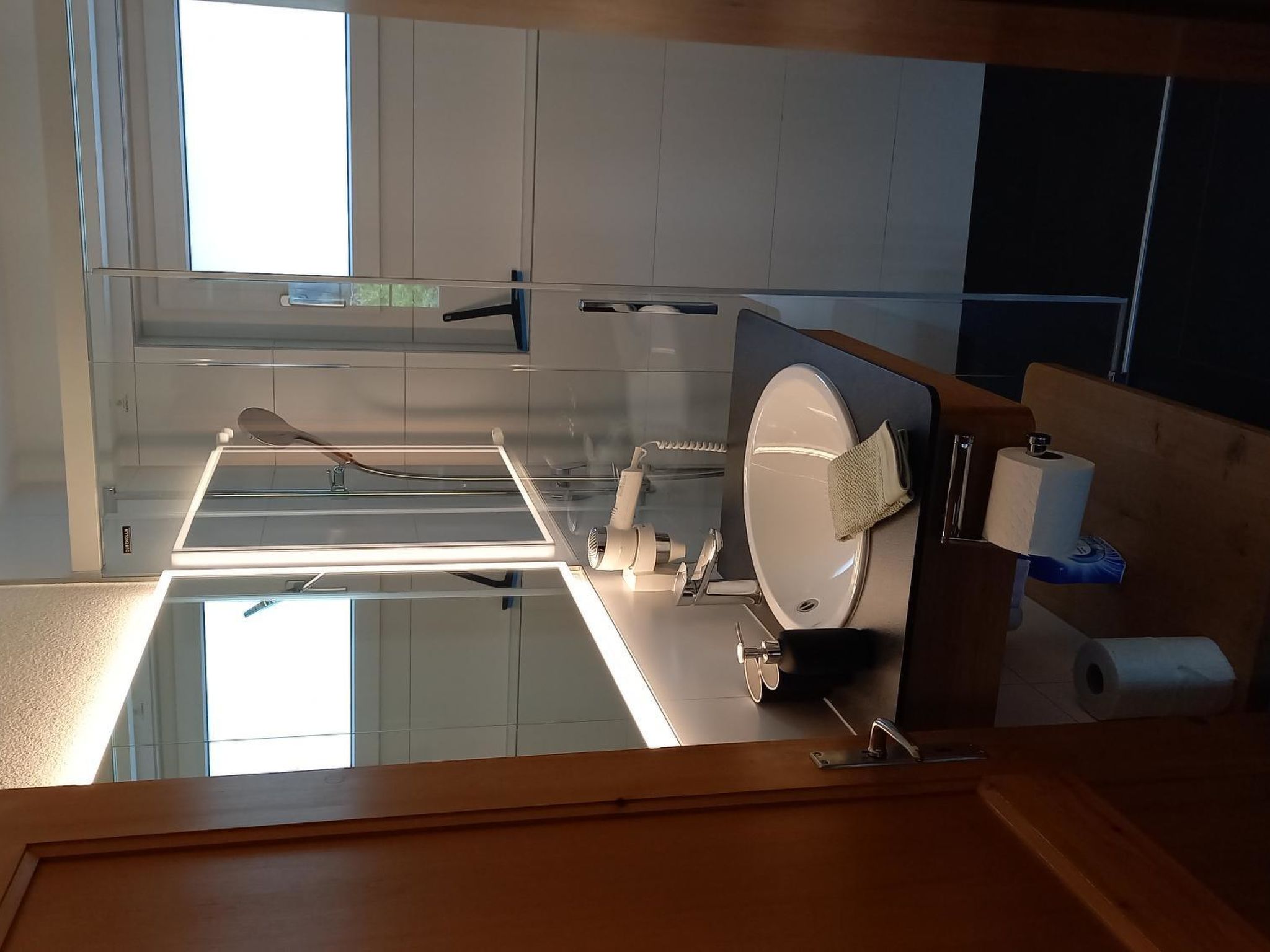 Am Brüggli # 1 Appartement/Fewo, Dusche, WC, Erdgeschoß/Parterre 2-Bett-Wohnung - Binnen