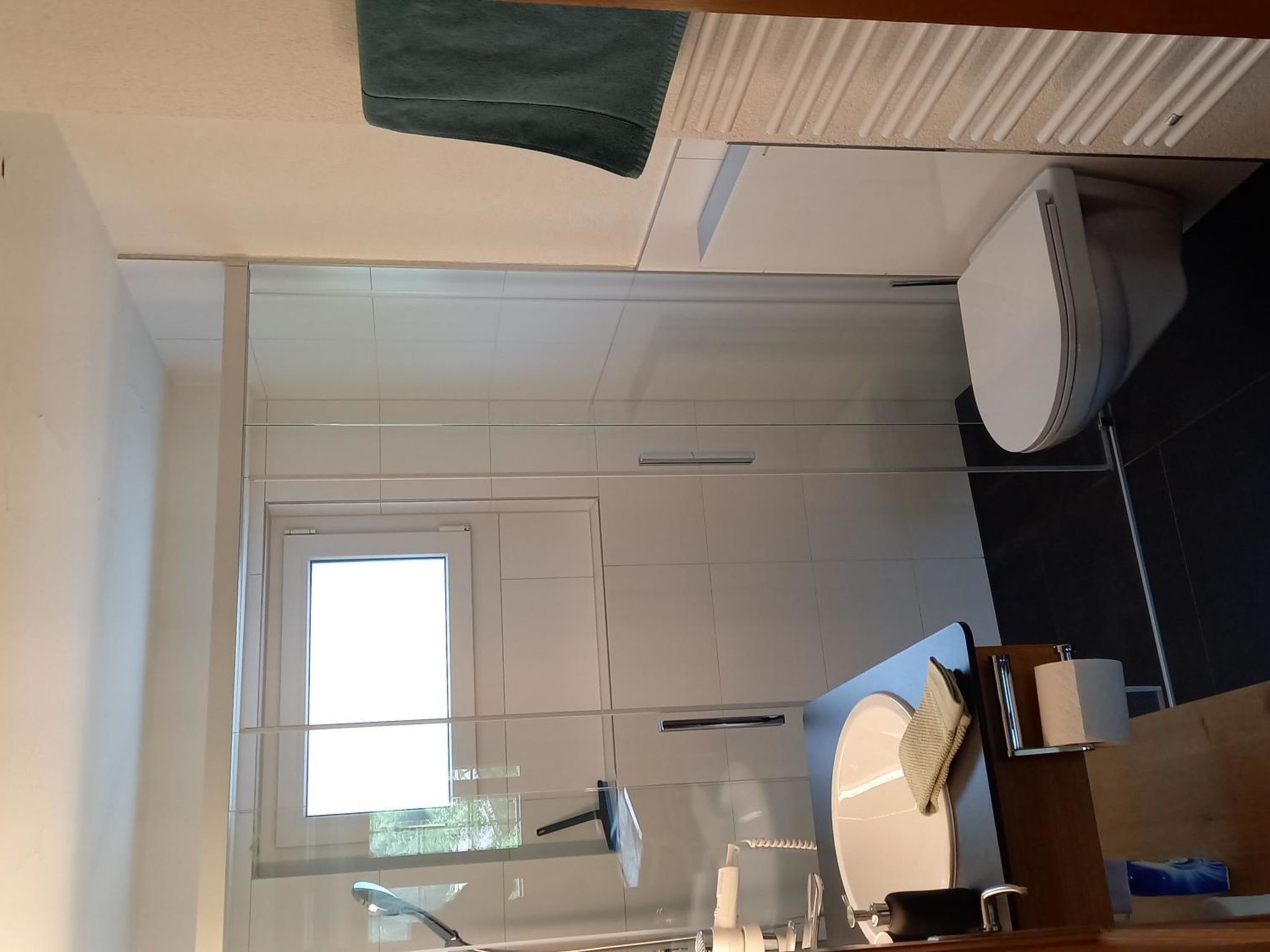 Am Brüggli # 1 Appartement/Fewo, Dusche, WC, Erdgeschoß/Parterre 2-Bett-Wohnung - Binnen