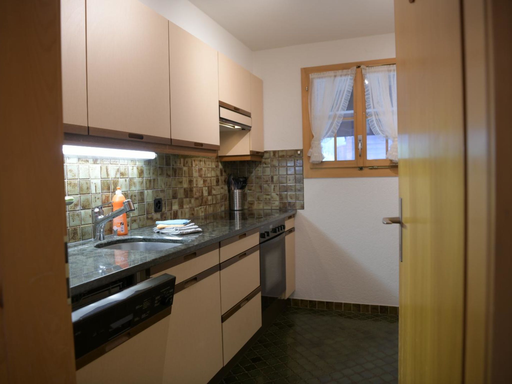 Chalet Sunnebort Appartement/Fewo, Bad, WC, 2 Schlafräume 5-Bettwohnung - Inside