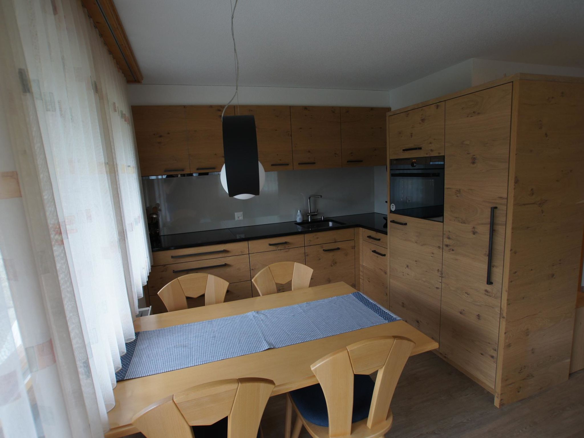Sina Appartement/Fewo, Dusche oder Bad, WC, 1 Schlafraum 2-Bett-Wohnung - Drinnen