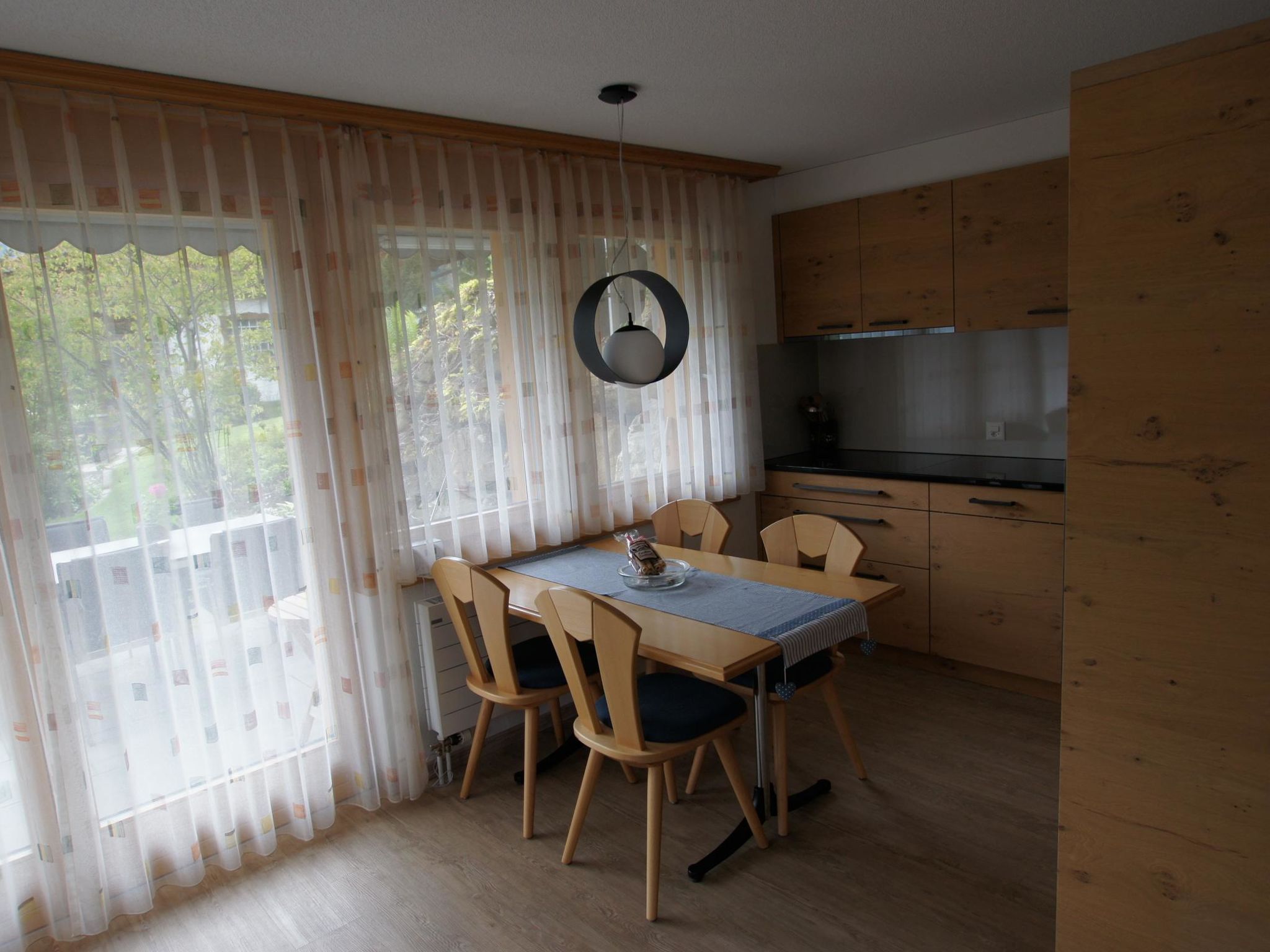 Sina Appartement/Fewo, Dusche oder Bad, WC, 1 Schlafraum 2-Bett-Wohnung - Drinnen