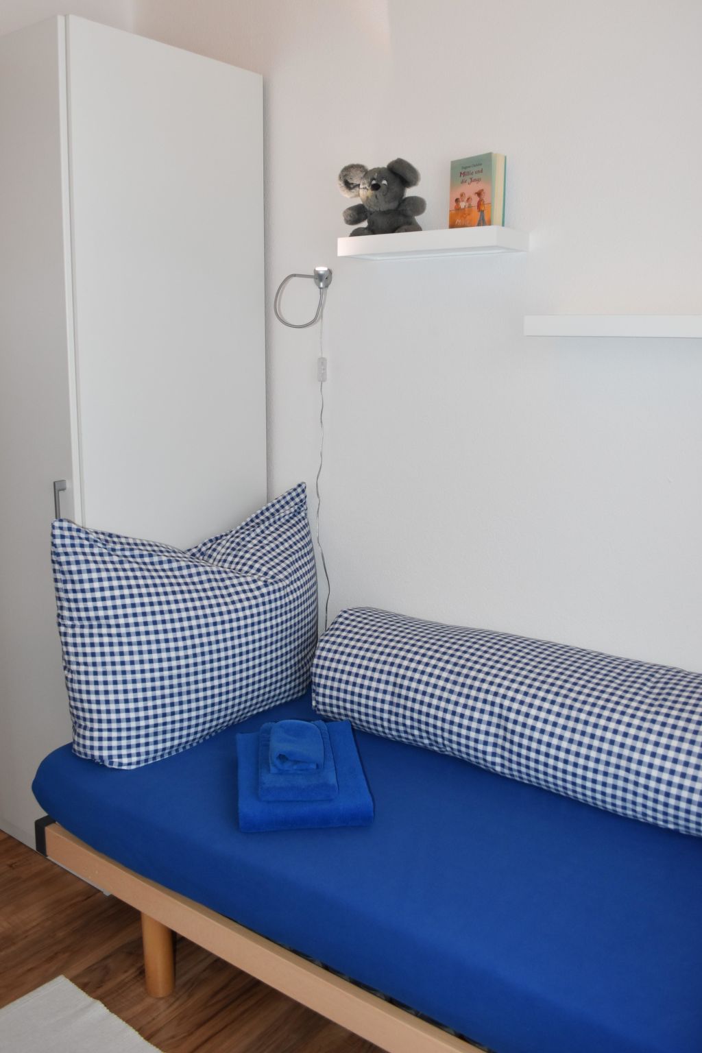 Photo of Aegertenstrasse 18 # 2 Appartement/Fewo, Dusche oder Bad, WC, 2 Schlafräume