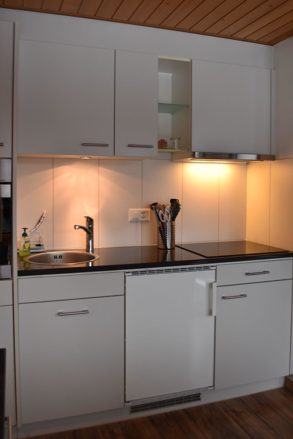 Photo of Aegertenstrasse 18 # 2 Appartement/Fewo, Dusche oder Bad, WC, 2 Schlafräume