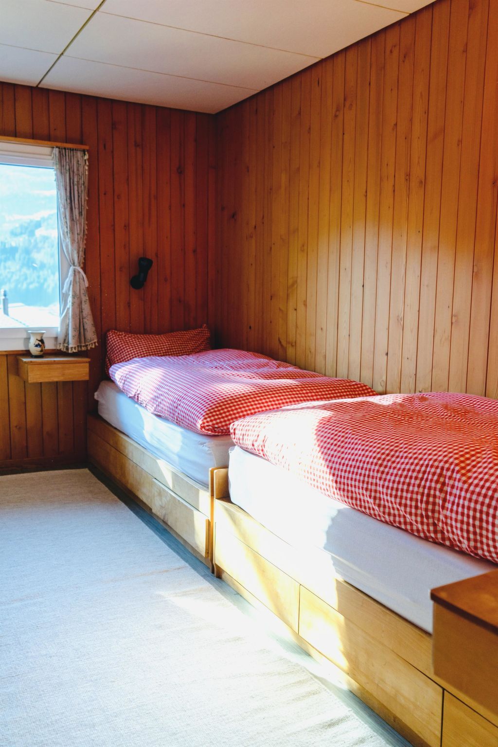 Bergdohle Appartement/Fewo, Bad, WC, 4 oder mehr Schlafräume 7 Bett-Wohnung - Binnen