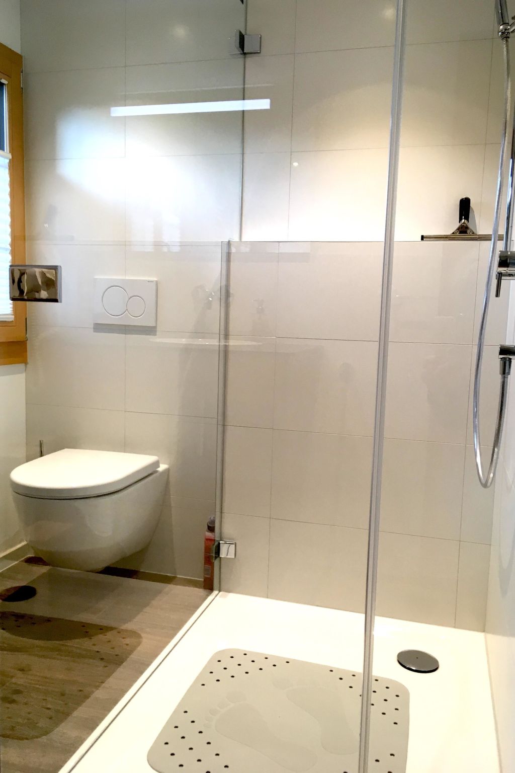 Am Brüggli # 2 Appartement/Fewo, Dusche und Badewanne, 4 oder mehr Schlafräume - Drinnen