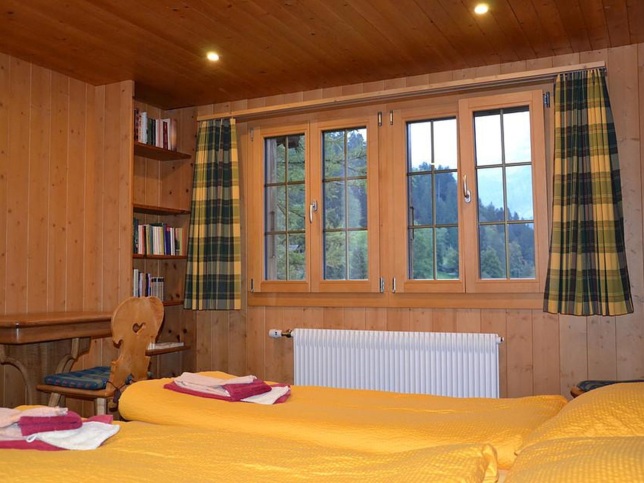 Am Brüggli # 2 Appartement/Fewo, Dusche und Badewanne, 4 oder mehr Schlafräume - Drinnen