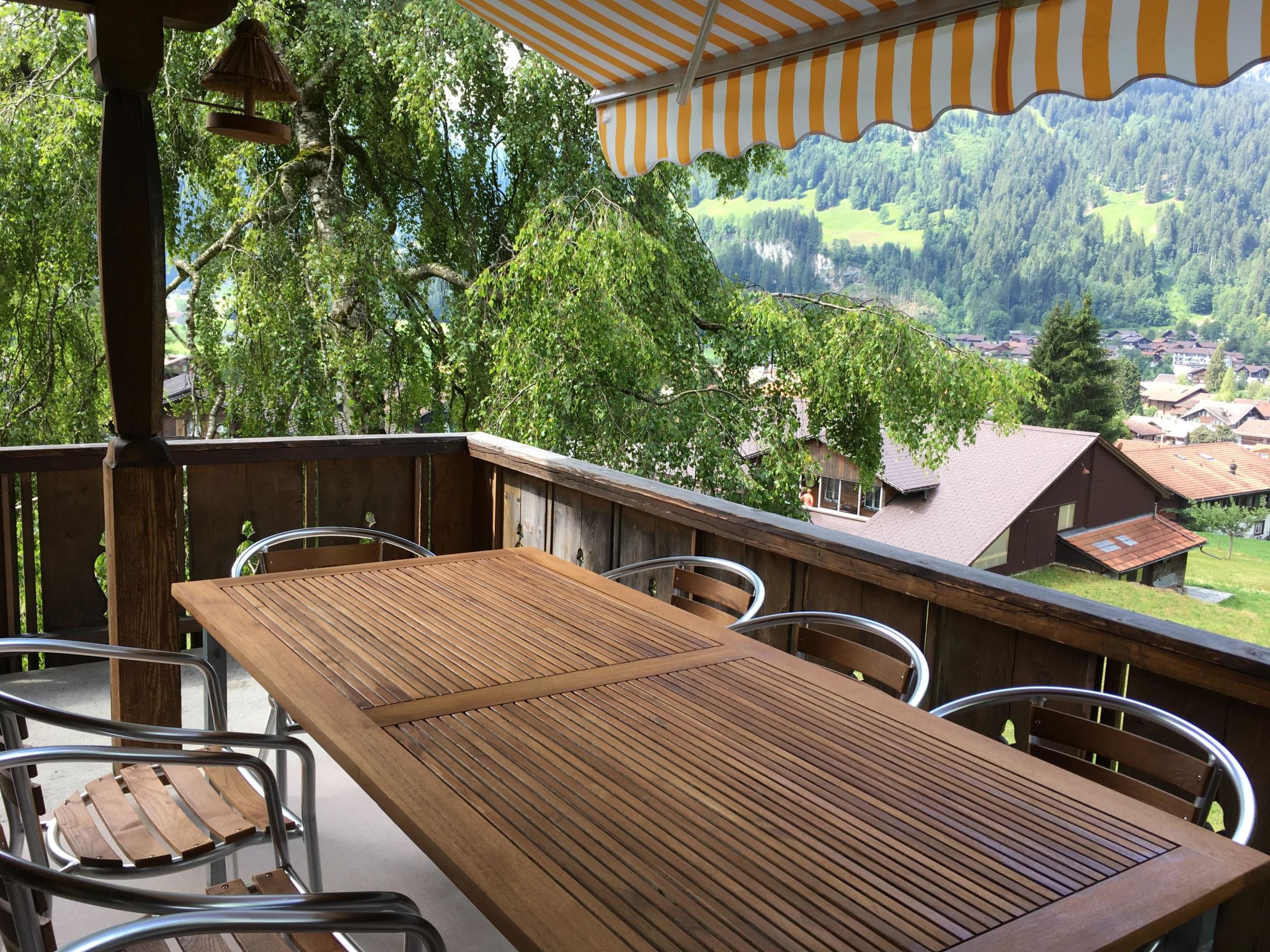 Photo of Am Brüggli # 2 Appartement/Fewo, Dusche und Badewanne, 4 oder mehr Schlafräume