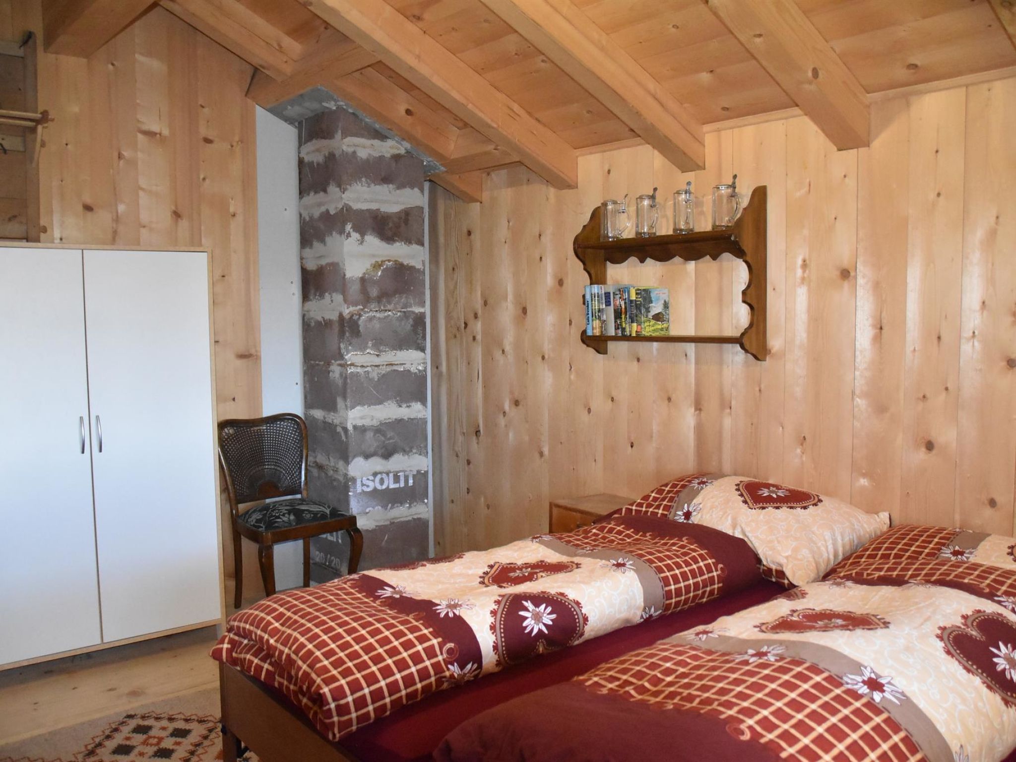 Alphütte Weissenberg Hütte, WC, 2 Schlafräume 5-Bettwohnung - Drinnen