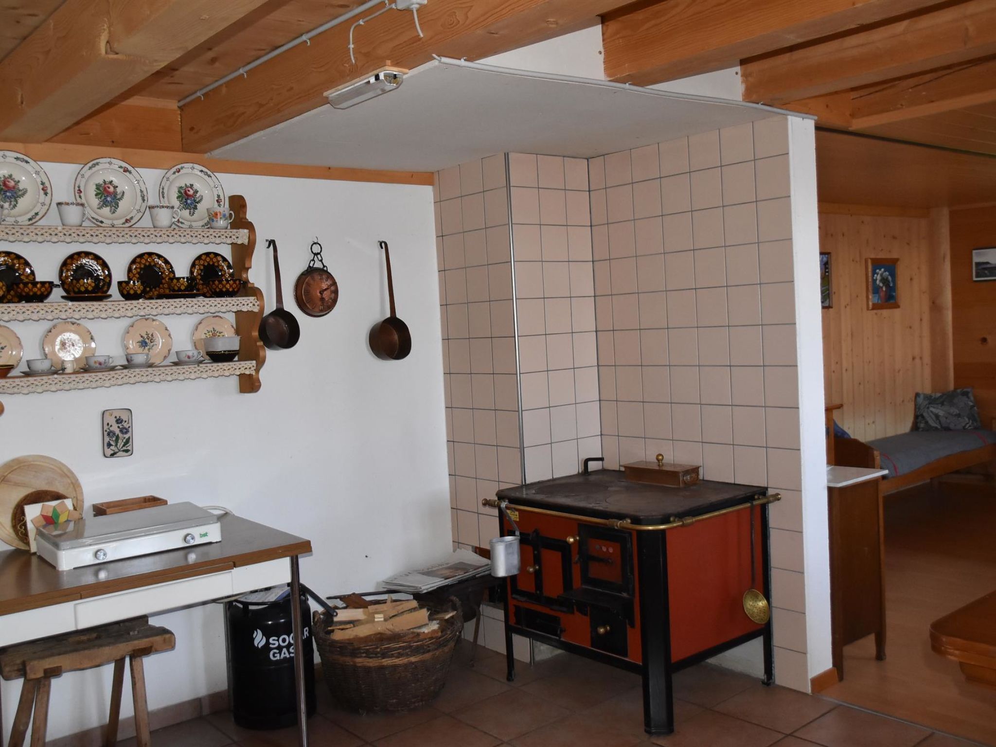 Alphütte Weissenberg Hütte, WC, 2 Schlafräume 5-Bettwohnung - Drinnen