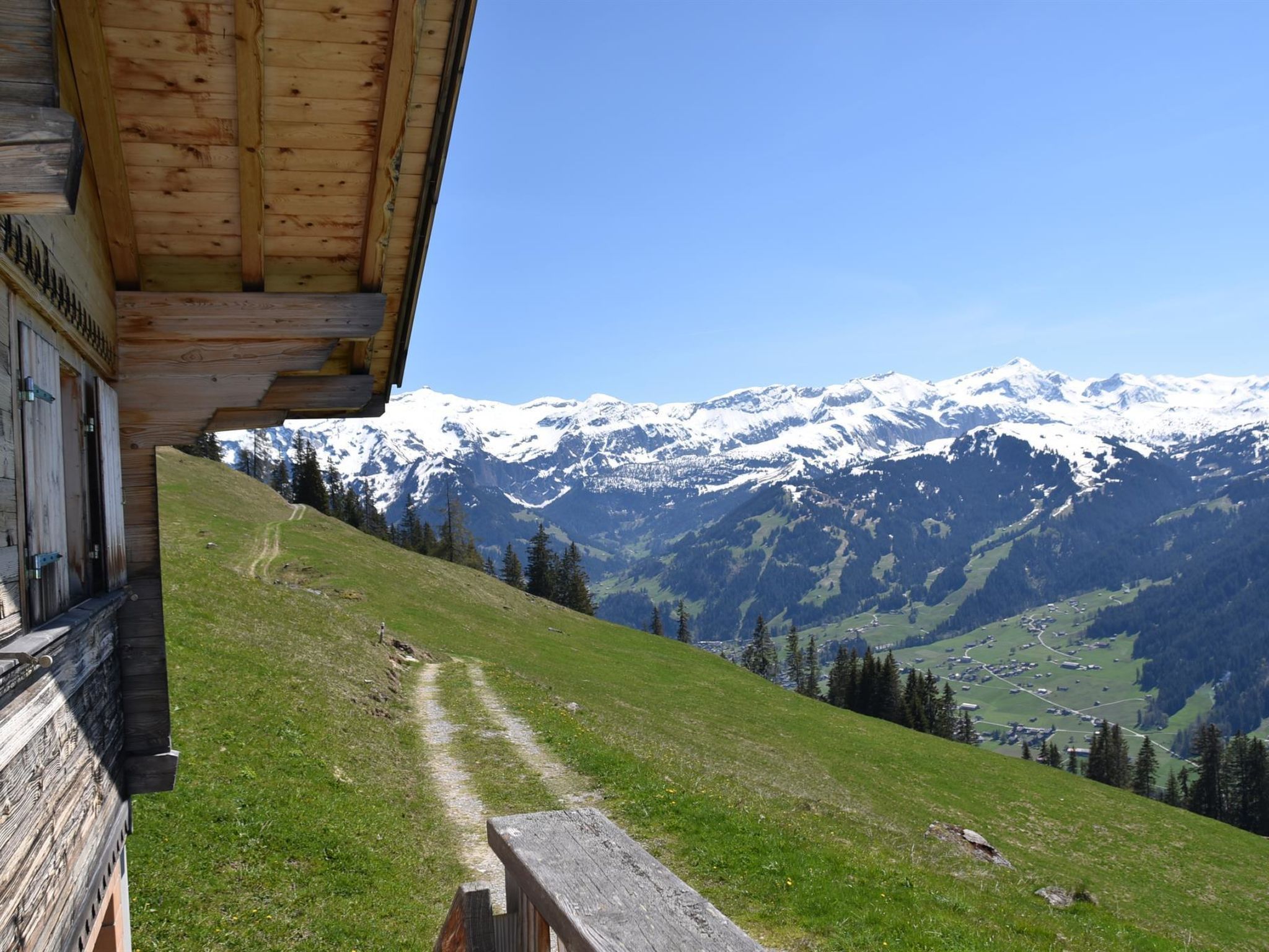 Photo of Alphütte Weissenberg Hütte, WC, 2 Schlafräume 5-Bettwohnung