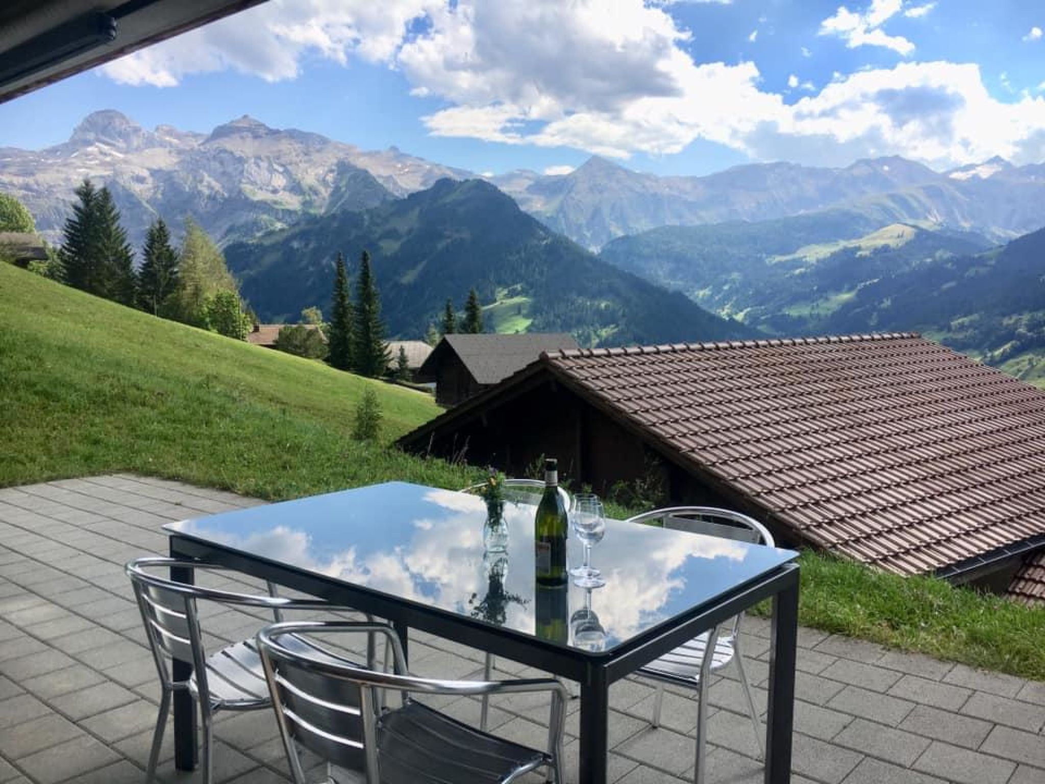 Photo of Chalet Coco Appartement/Fewo, Dusche, WC, 3 Schlafräume 6-Bett-Wohnung