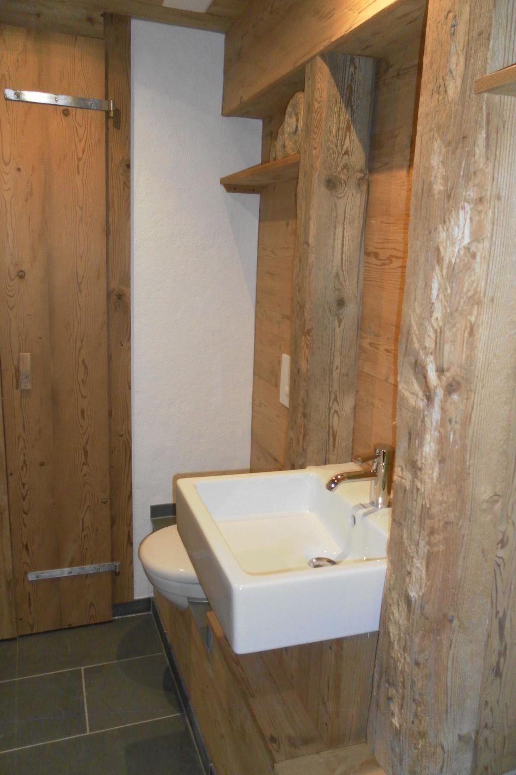 Gwunderstübli Appartement/Fewo, Dusche oder Bad, WC, Wohn-/Schlafraum - Drinnen