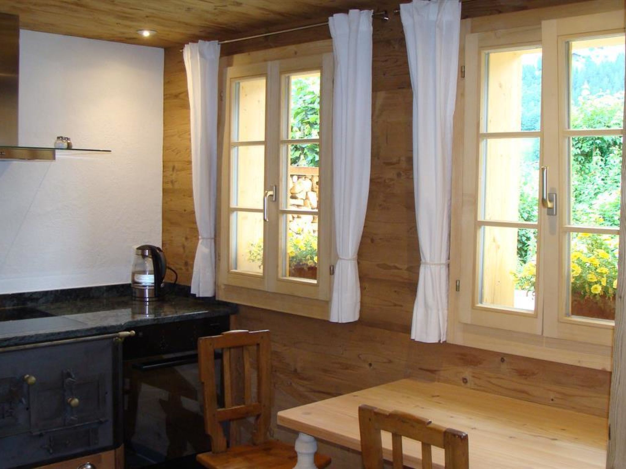 Gwunderstübli Appartement/Fewo, Dusche oder Bad, WC, Wohn-/Schlafraum - Drinnen