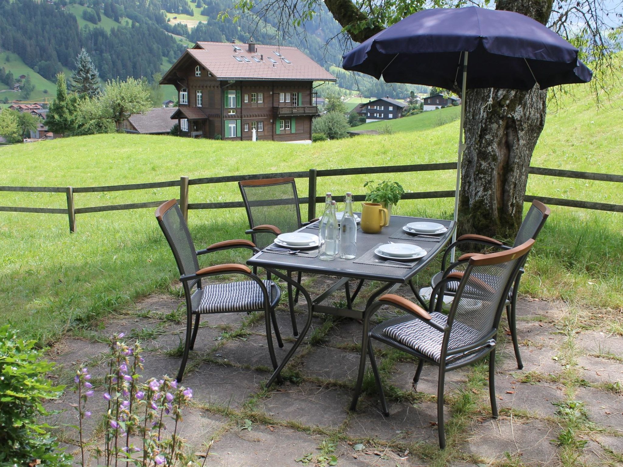 Photo of Chalet Maru Appartement/Fewo, Dusche oder Bad, WC, 3 Schlafräume 7-Bett-Wohnung