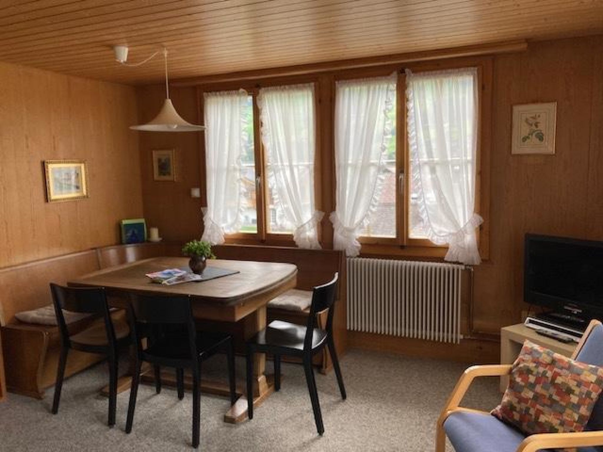 Chriba Appartement/Fewo, Dusche oder Bad, WC, 3 Schlafräume 6-Bett-Wohnung - Image 3