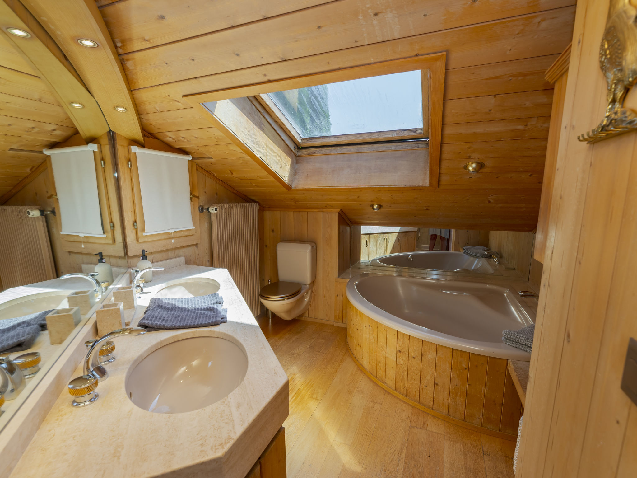 Bathroom / Wellness
