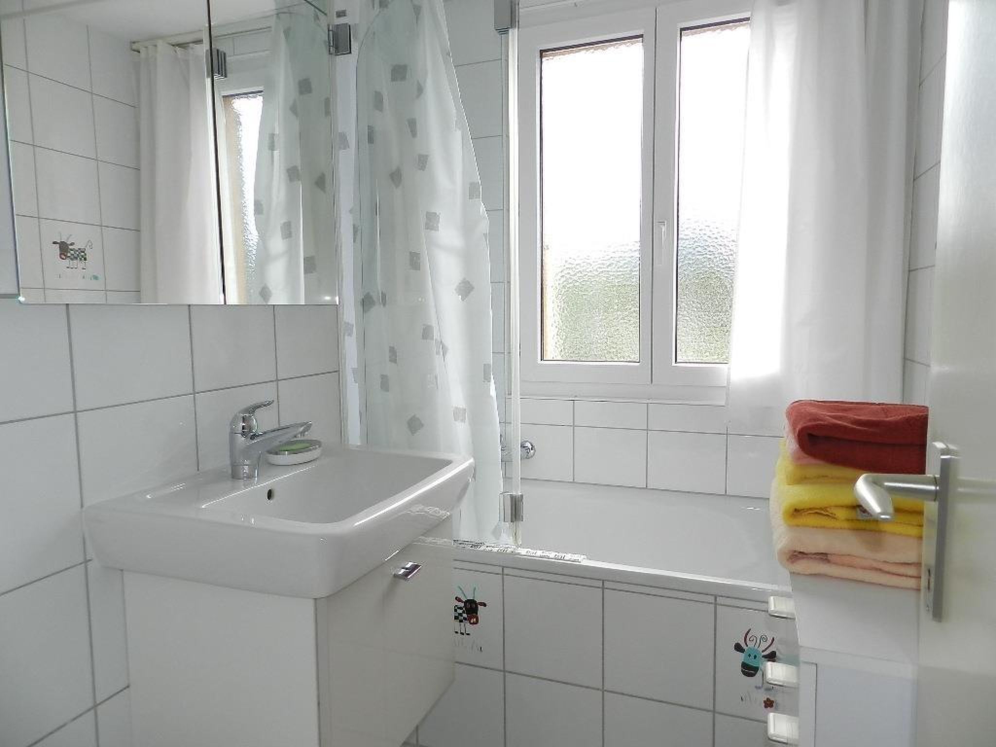 Photo of La Sarine 124 Appartement/Fewo, Dusche oder Bad, WC 4-Bettwohnung
