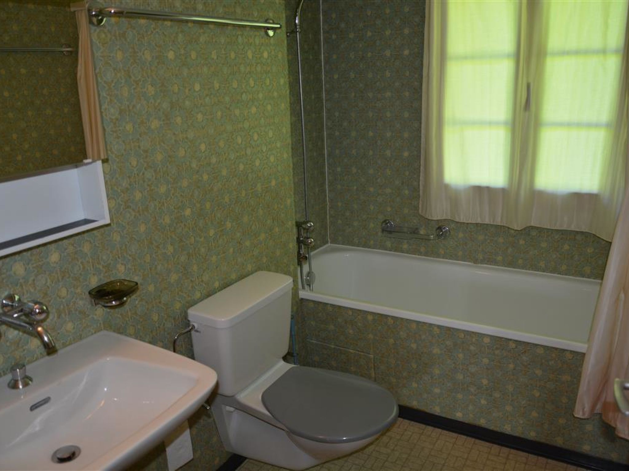 Photo of Rehweid (2. Stock) Appartement/Fewo, Dusche oder Bad, WC 5-Bettwohnung