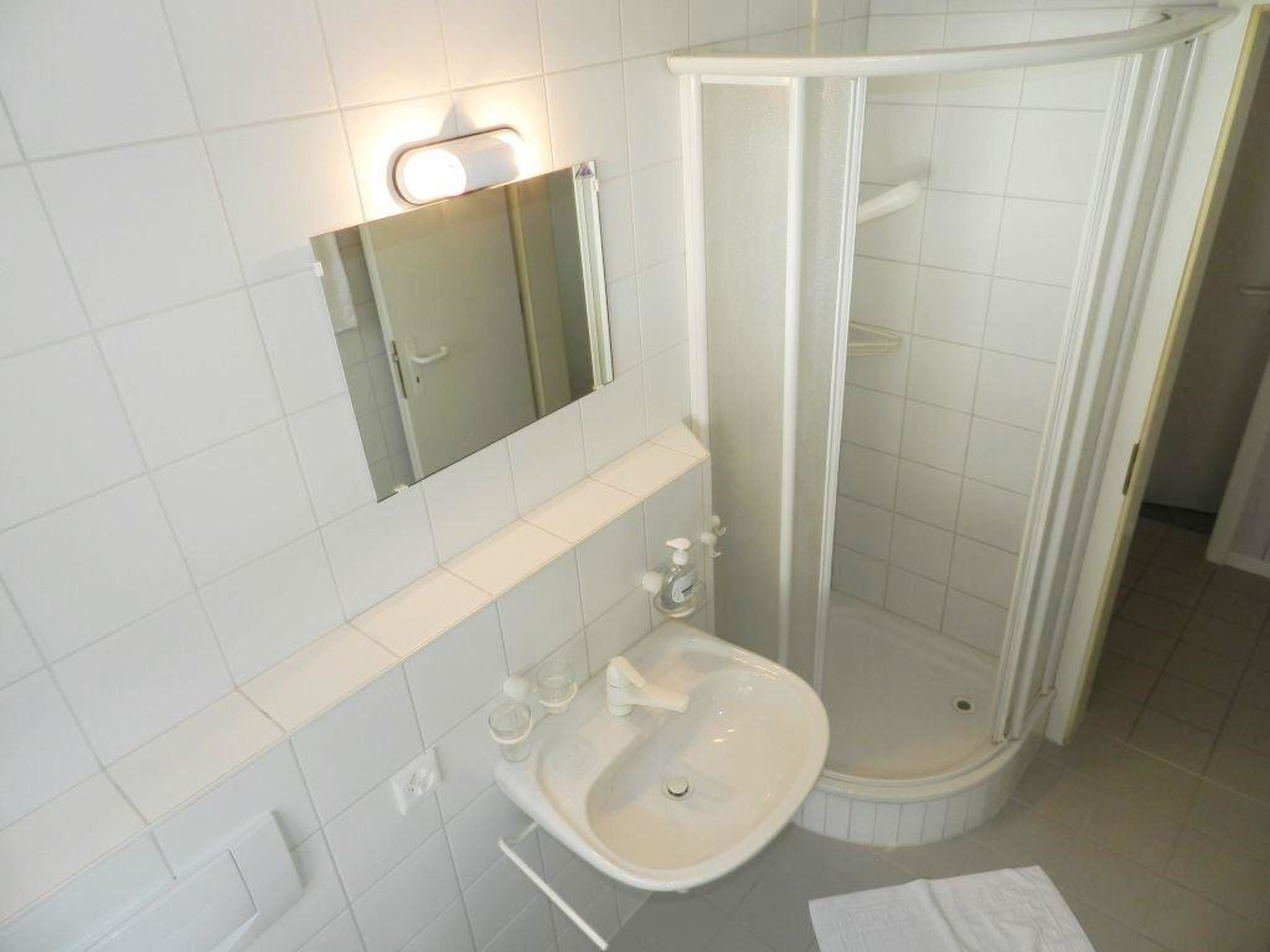 Photo of Monique Nr. 14 Appartement/Fewo, Dusche oder Bad, WC 5-Bettwohnung