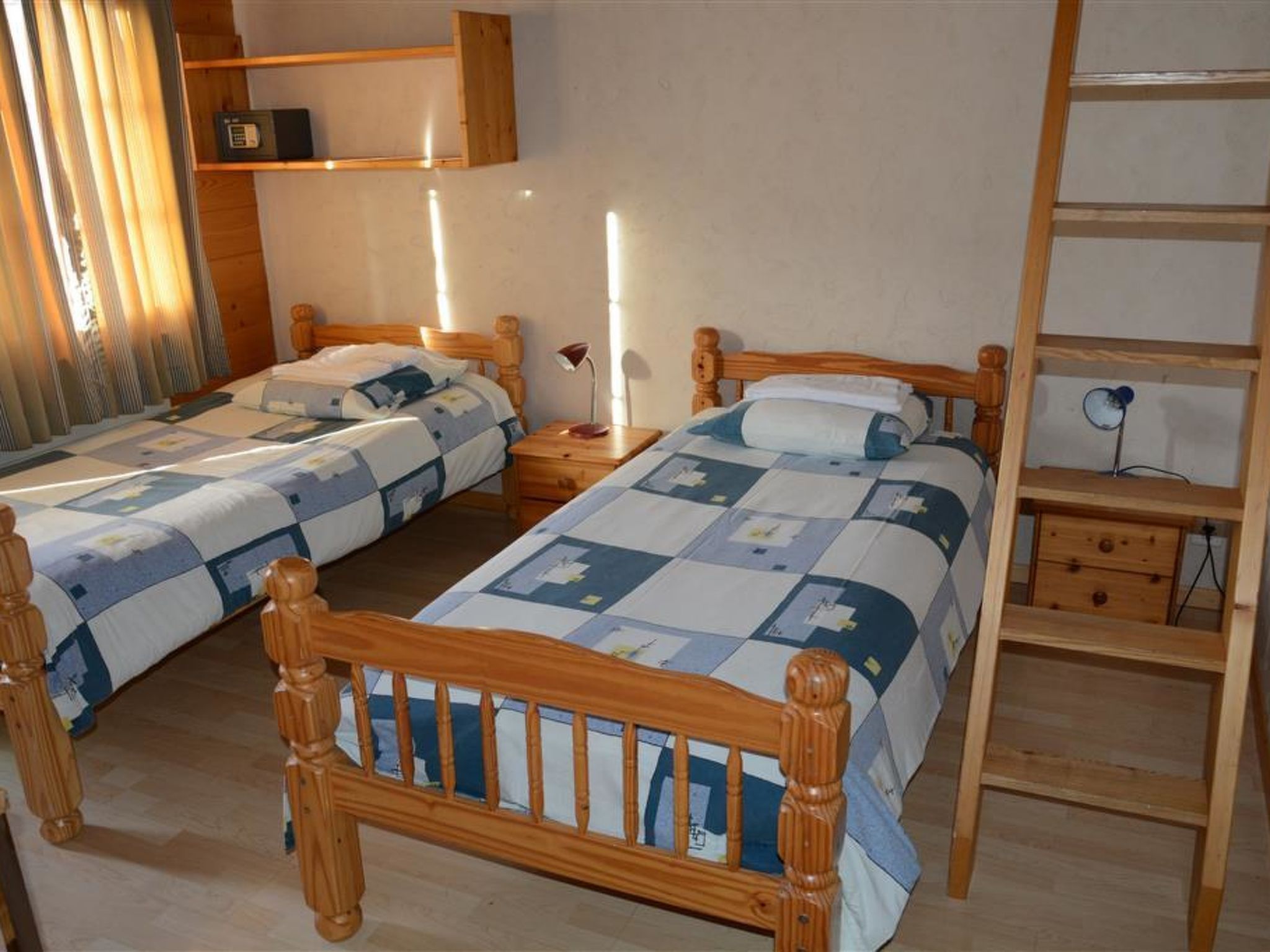 Photo of Jacqueline 21 Appartement/Fewo, Dusche oder Bad, WC 7-Bettwohnung