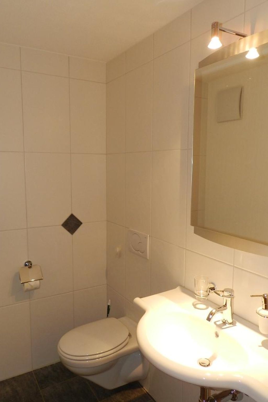 Photo of Lisa Appartement/Fewo, Dusche oder Bad, WC 4-Bettwohnung