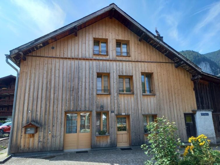 Ruim appartement voor 8 personen in Gstaad in Gstaad